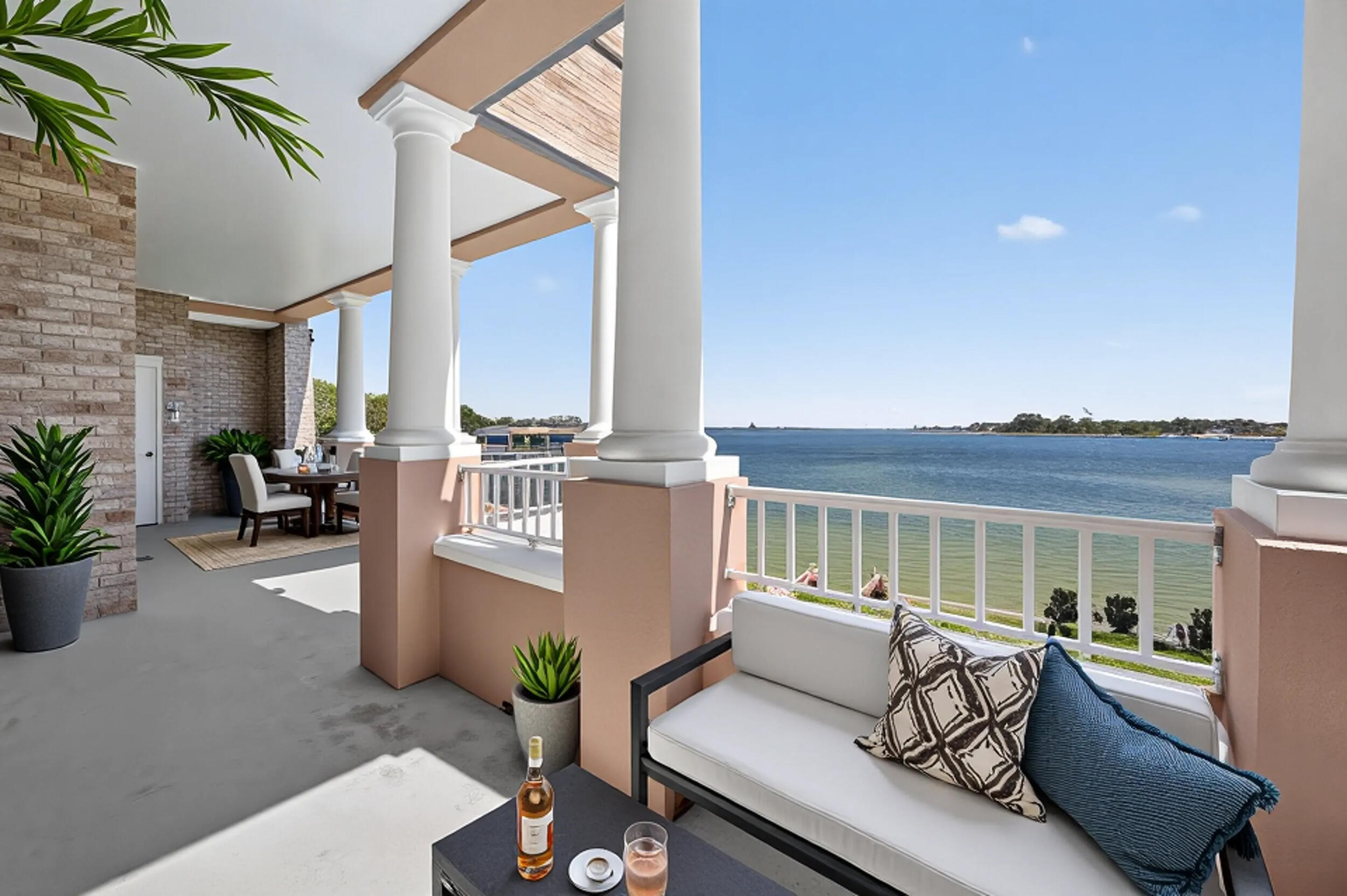 VILLA DI MARE - Residential