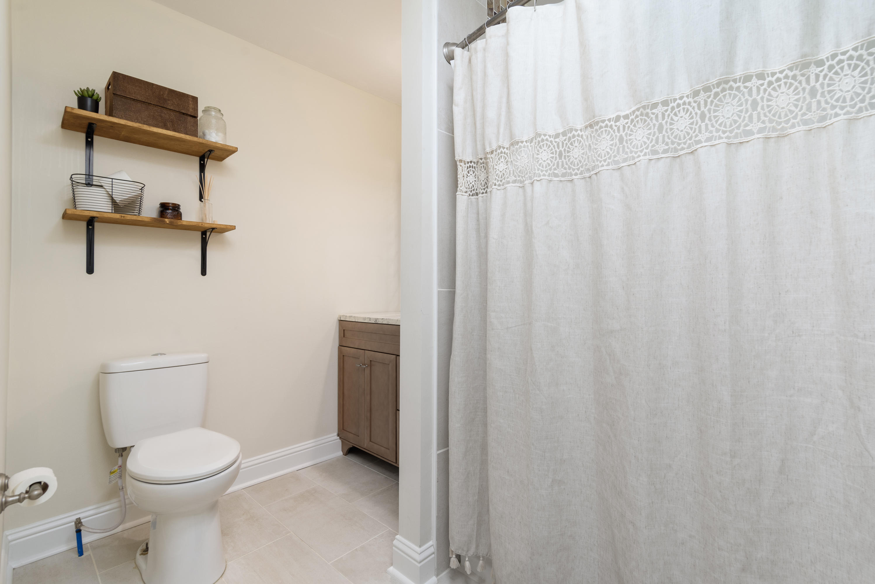 ELLIOTT PT - Residential