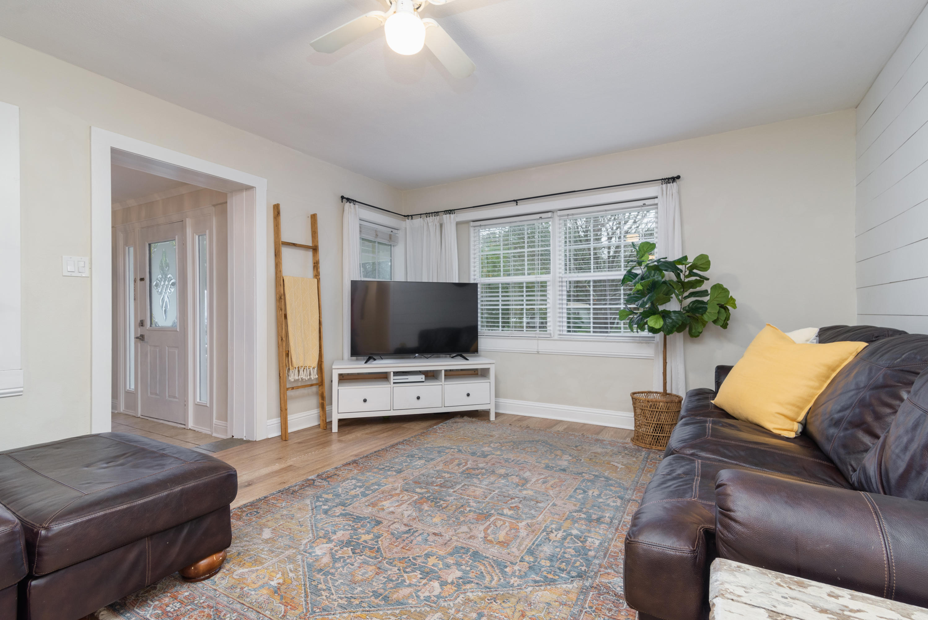 ELLIOTT PT - Residential