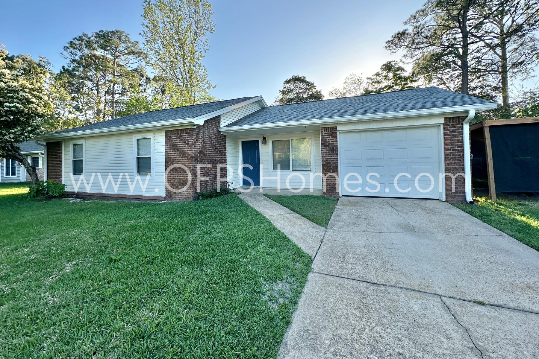 PINE MEADOWS - Residential Lease