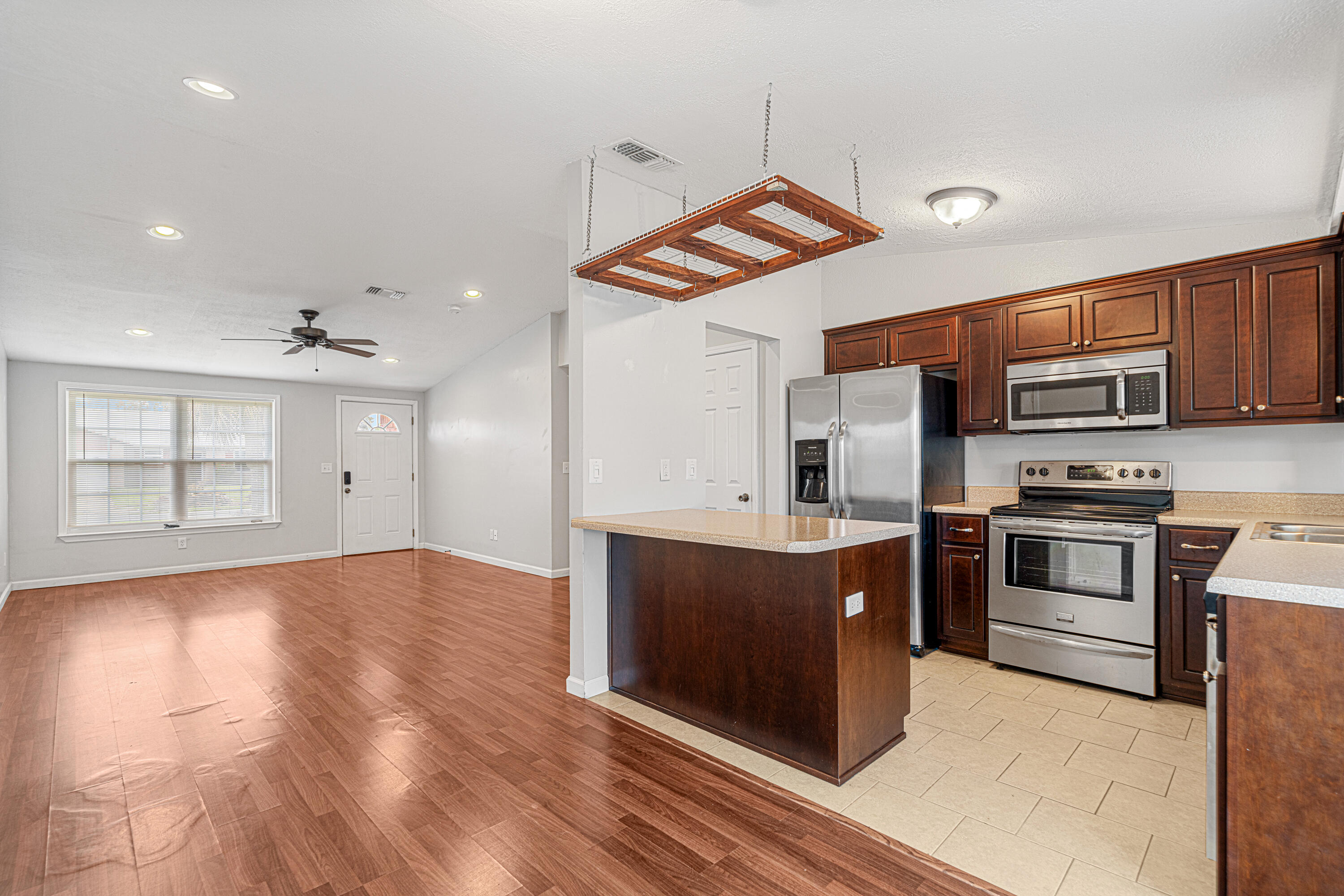 PINE WOODS PH 2 - Residential