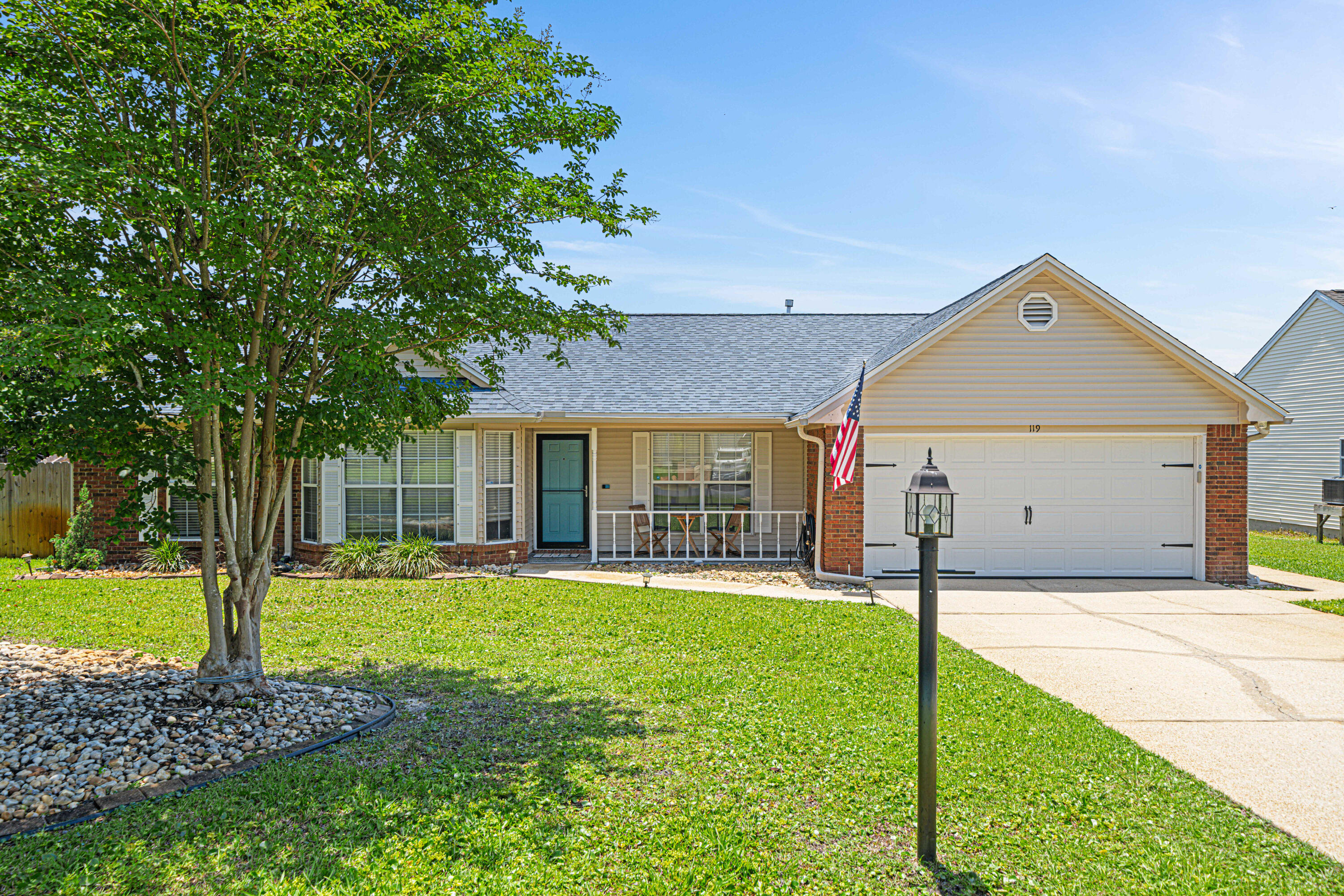 EMERALD POINTE PLAT 2 - Residential