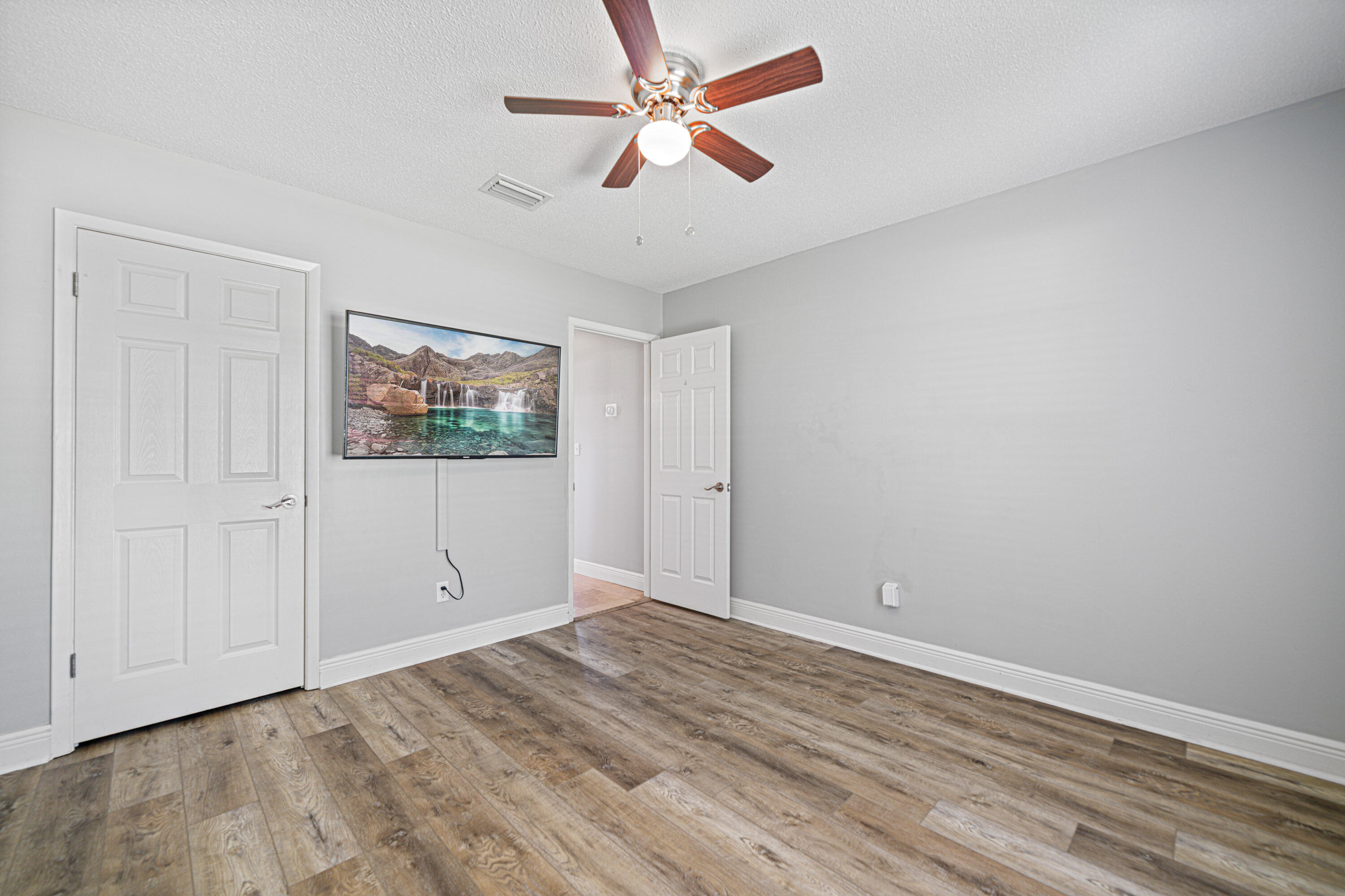 EMERALD POINTE PLAT 2 - Residential