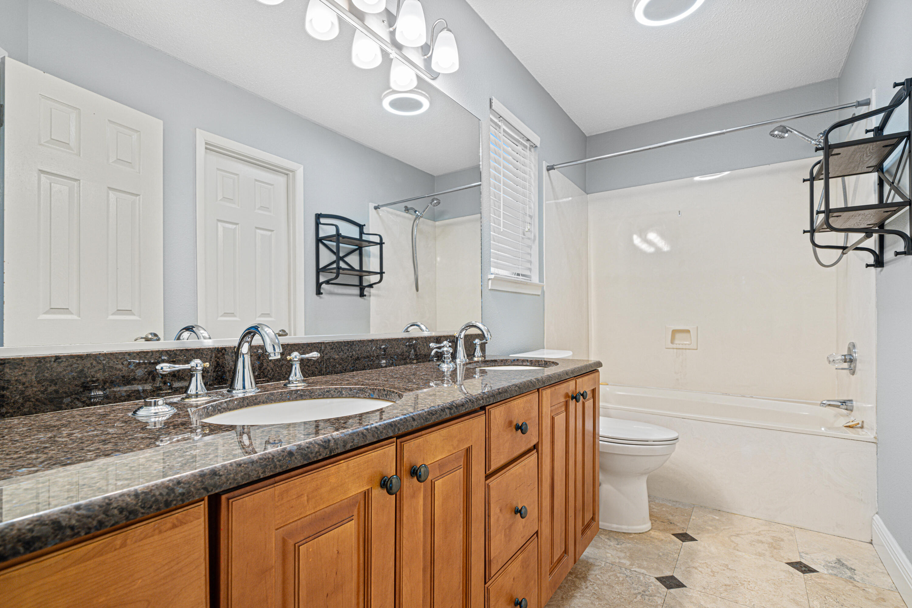EMERALD POINTE PLAT 2 - Residential
