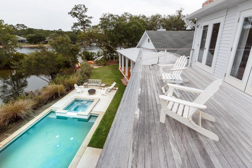 SHIRKS BAYOU - Residential