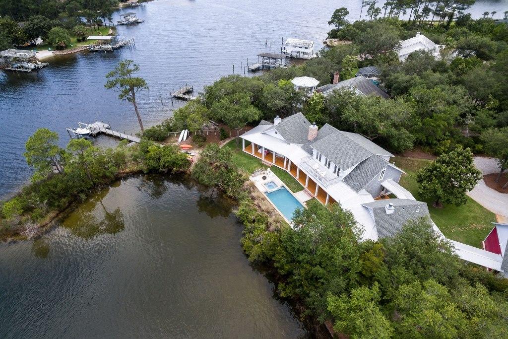 SHIRKS BAYOU - Residential