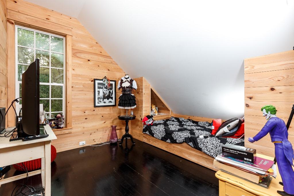 SHIRKS BAYOU - Residential