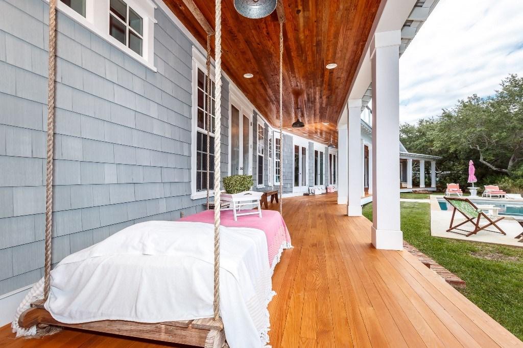 SHIRKS BAYOU - Residential