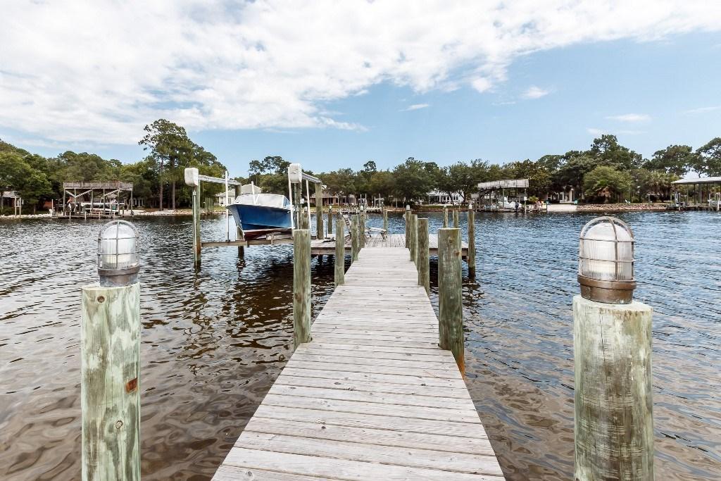 SHIRKS BAYOU - Residential