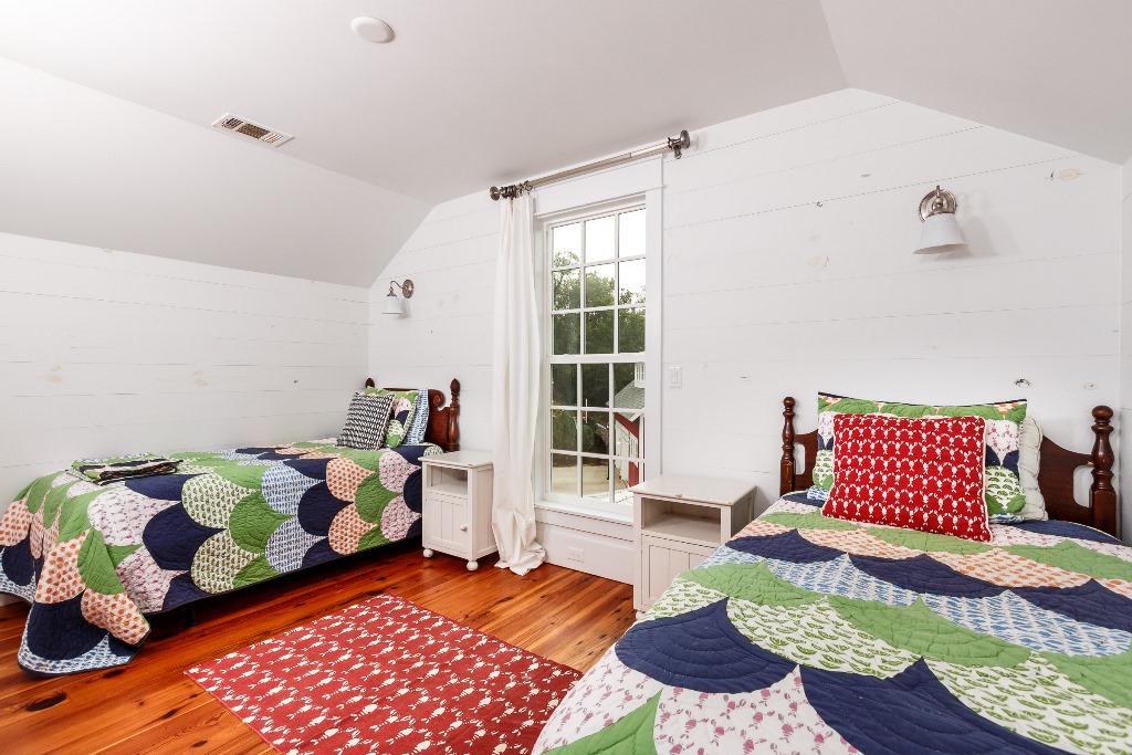 SHIRKS BAYOU - Residential