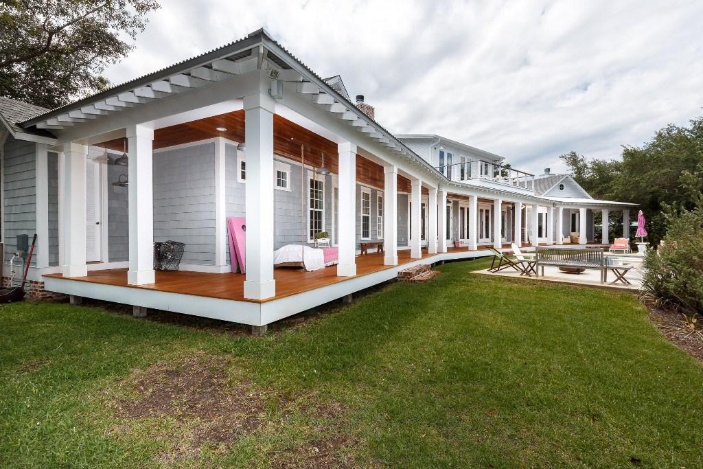 SHIRKS BAYOU - Residential