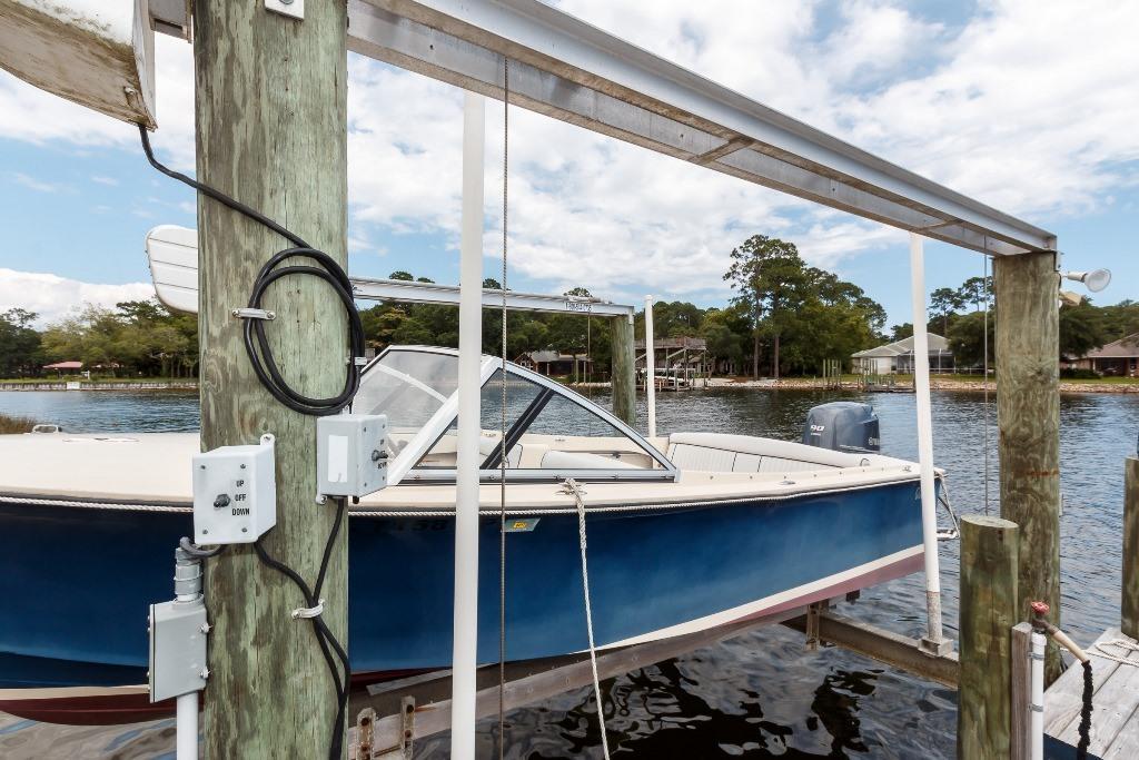 SHIRKS BAYOU - Residential