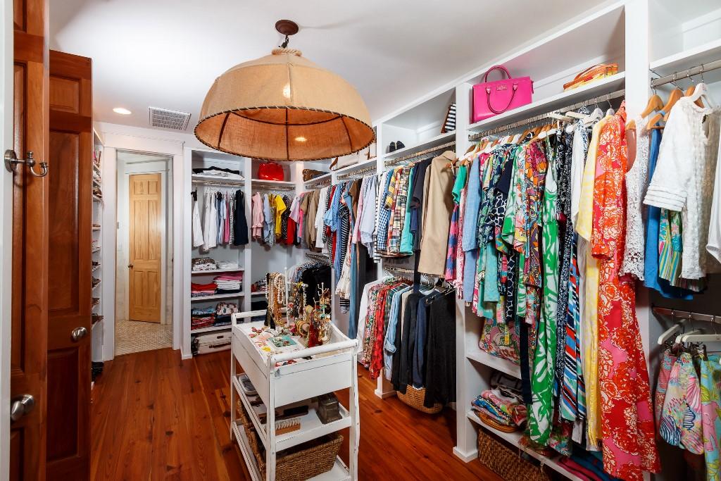 SHIRKS BAYOU - Residential