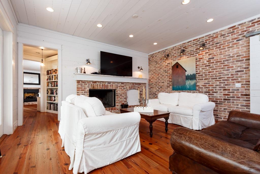 SHIRKS BAYOU - Residential