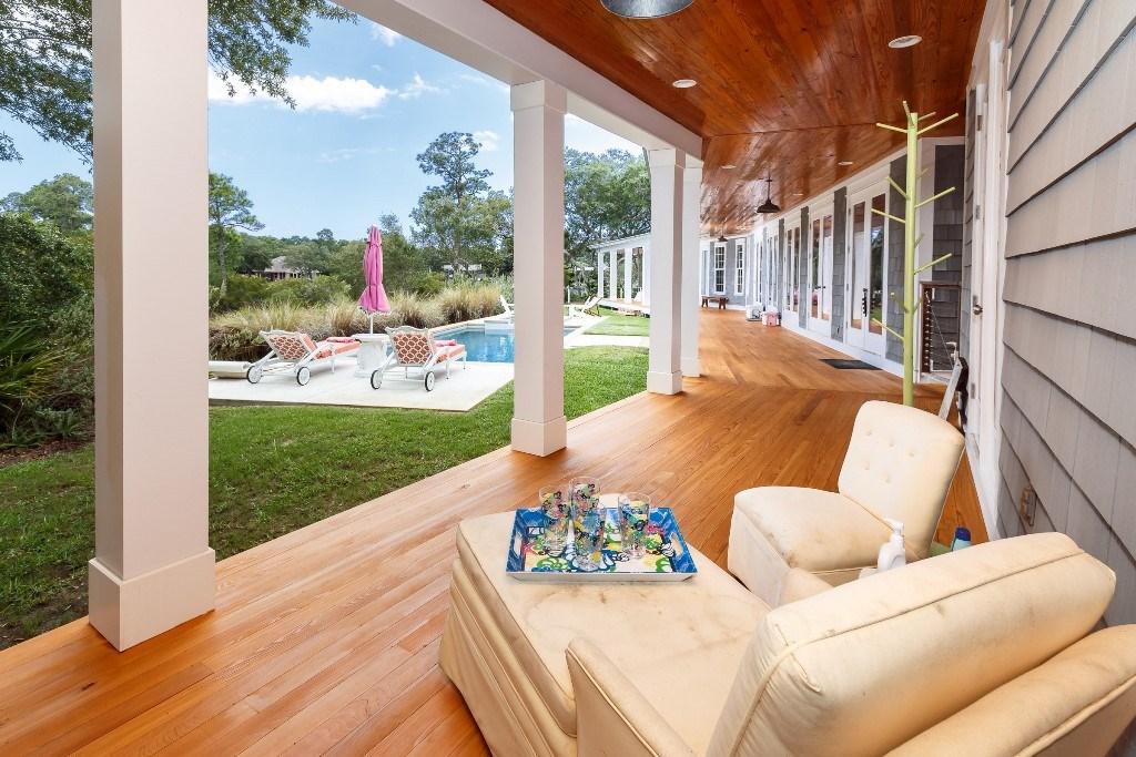 SHIRKS BAYOU - Residential