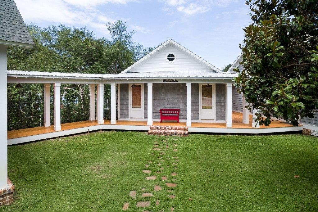 SHIRKS BAYOU - Residential