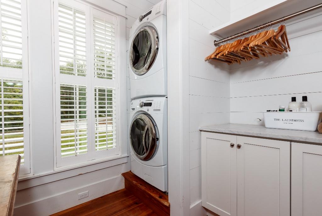 SHIRKS BAYOU - Residential