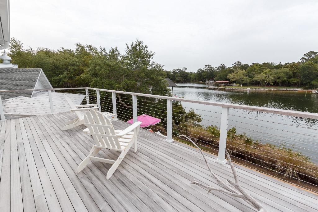 SHIRKS BAYOU - Residential