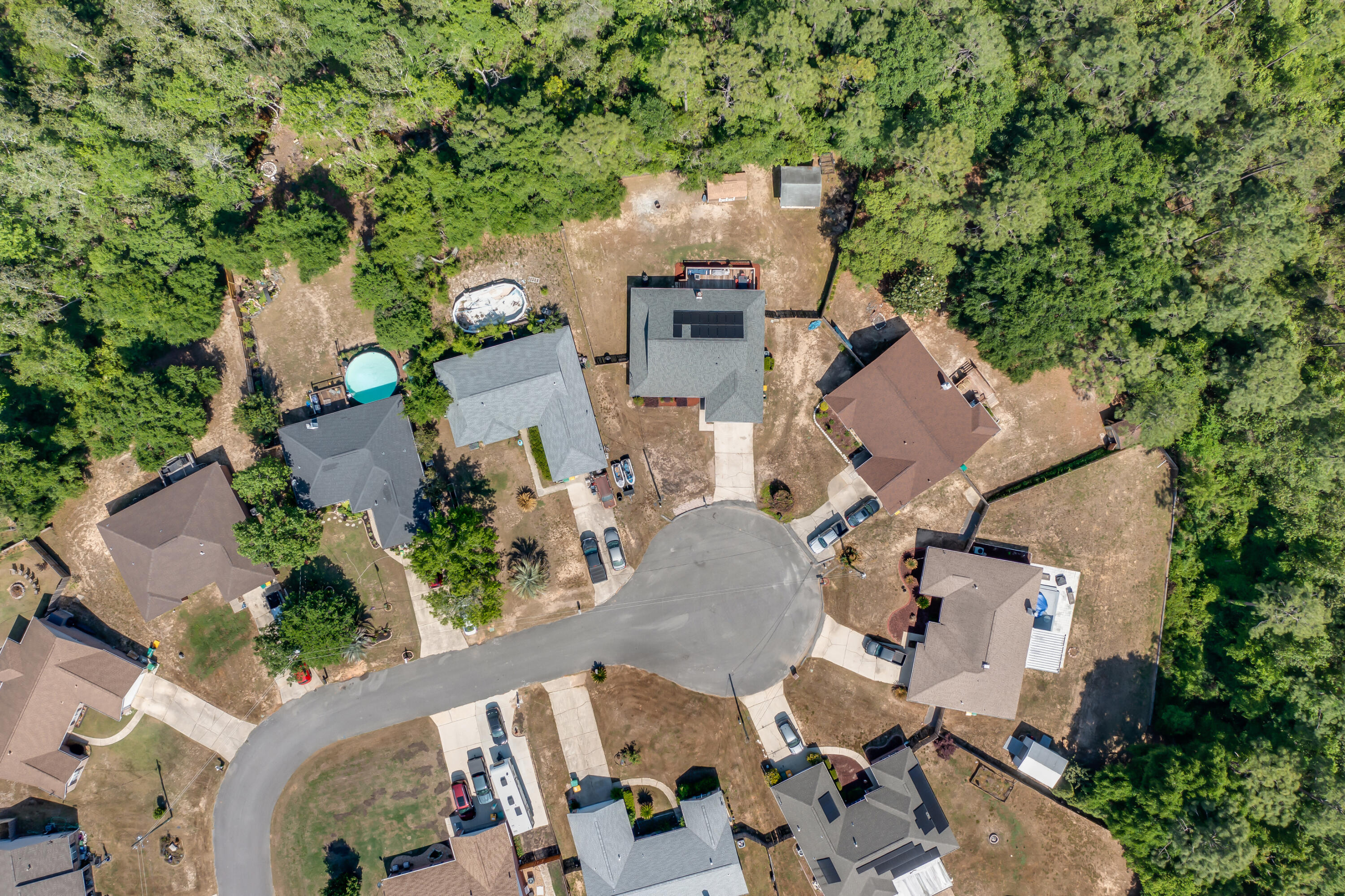 SUGAR CREEK S/D LOT 10 BLK C - Residential