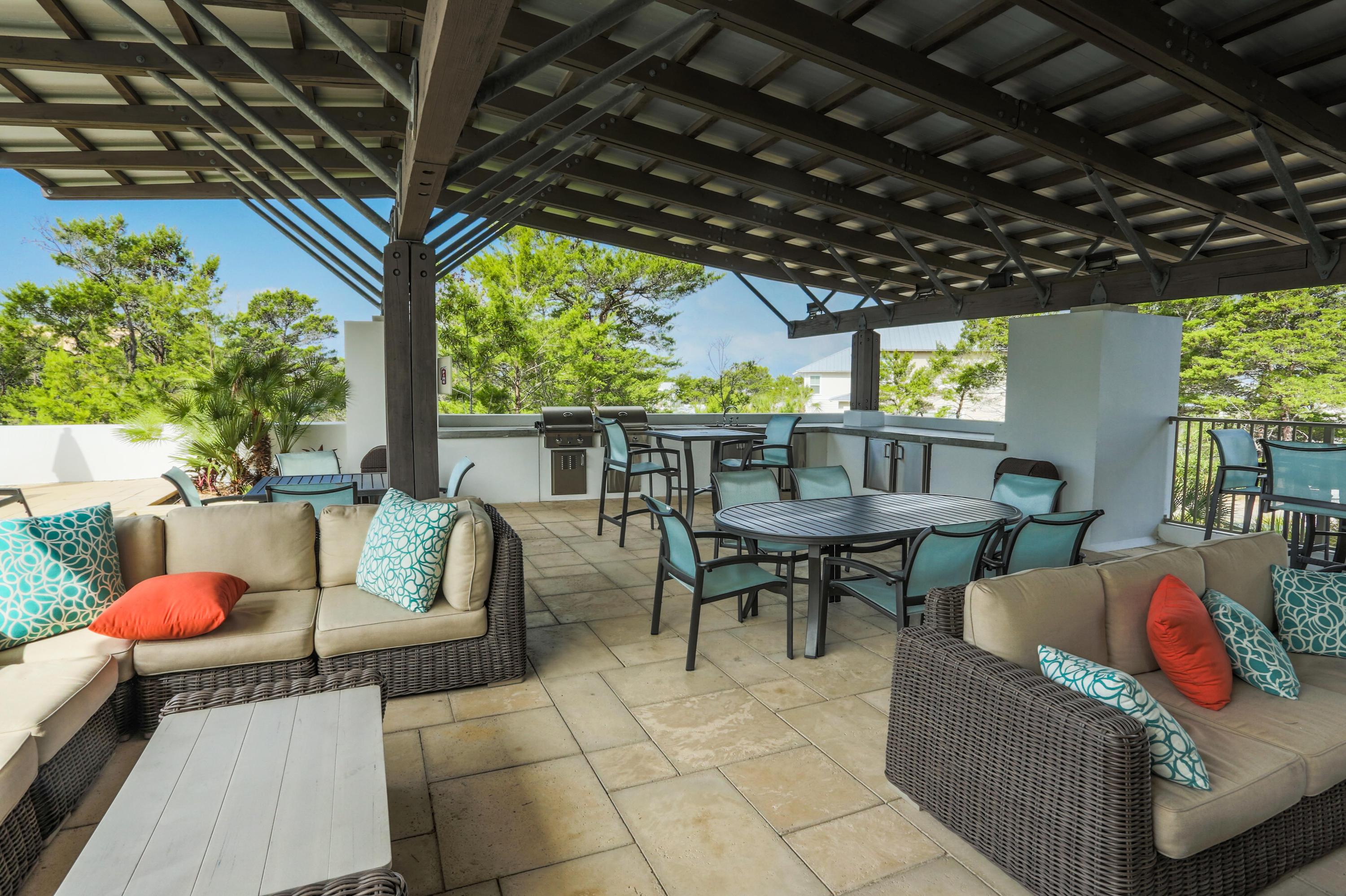 HIGHLAND PARKS - Land