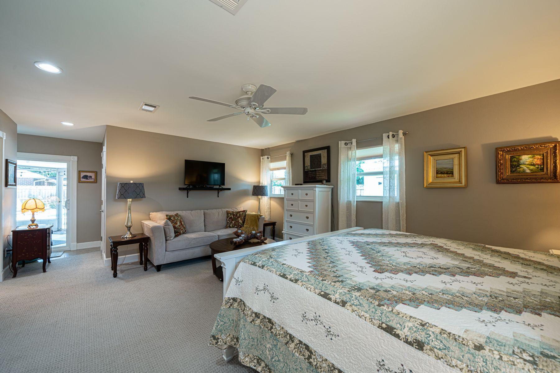 CHELSEA WOODS - Residential