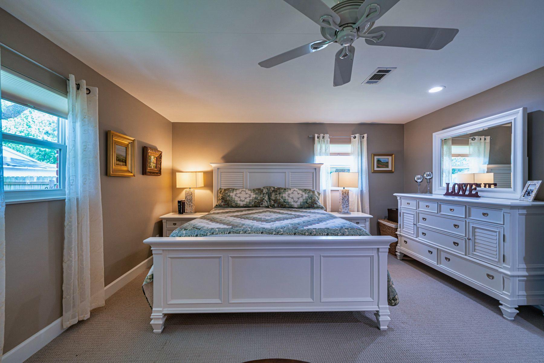 CHELSEA WOODS - Residential