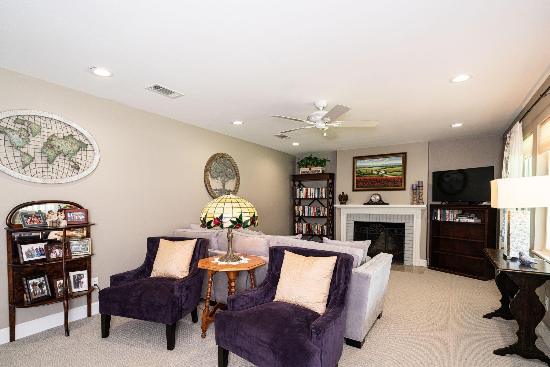 CHELSEA WOODS - Residential