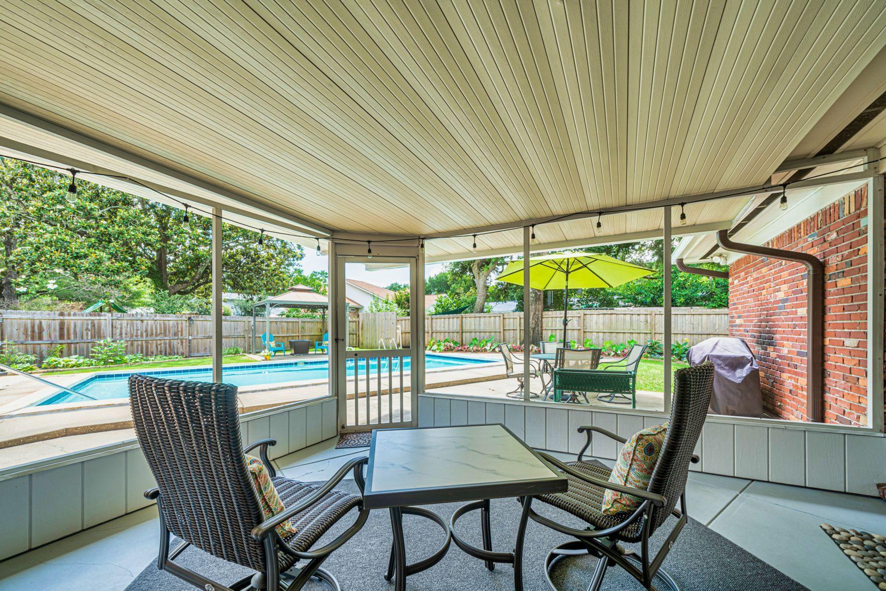 CHELSEA WOODS - Residential