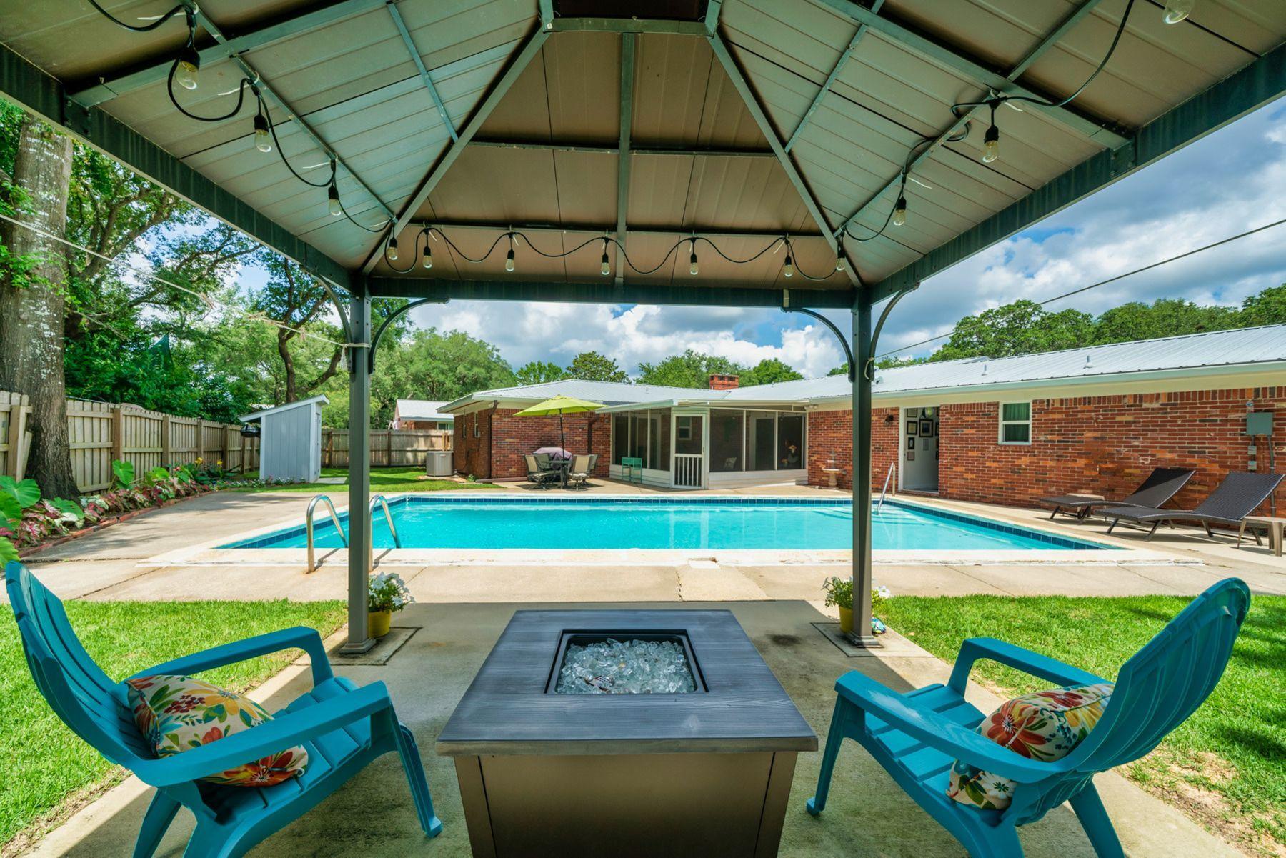 CHELSEA WOODS - Residential