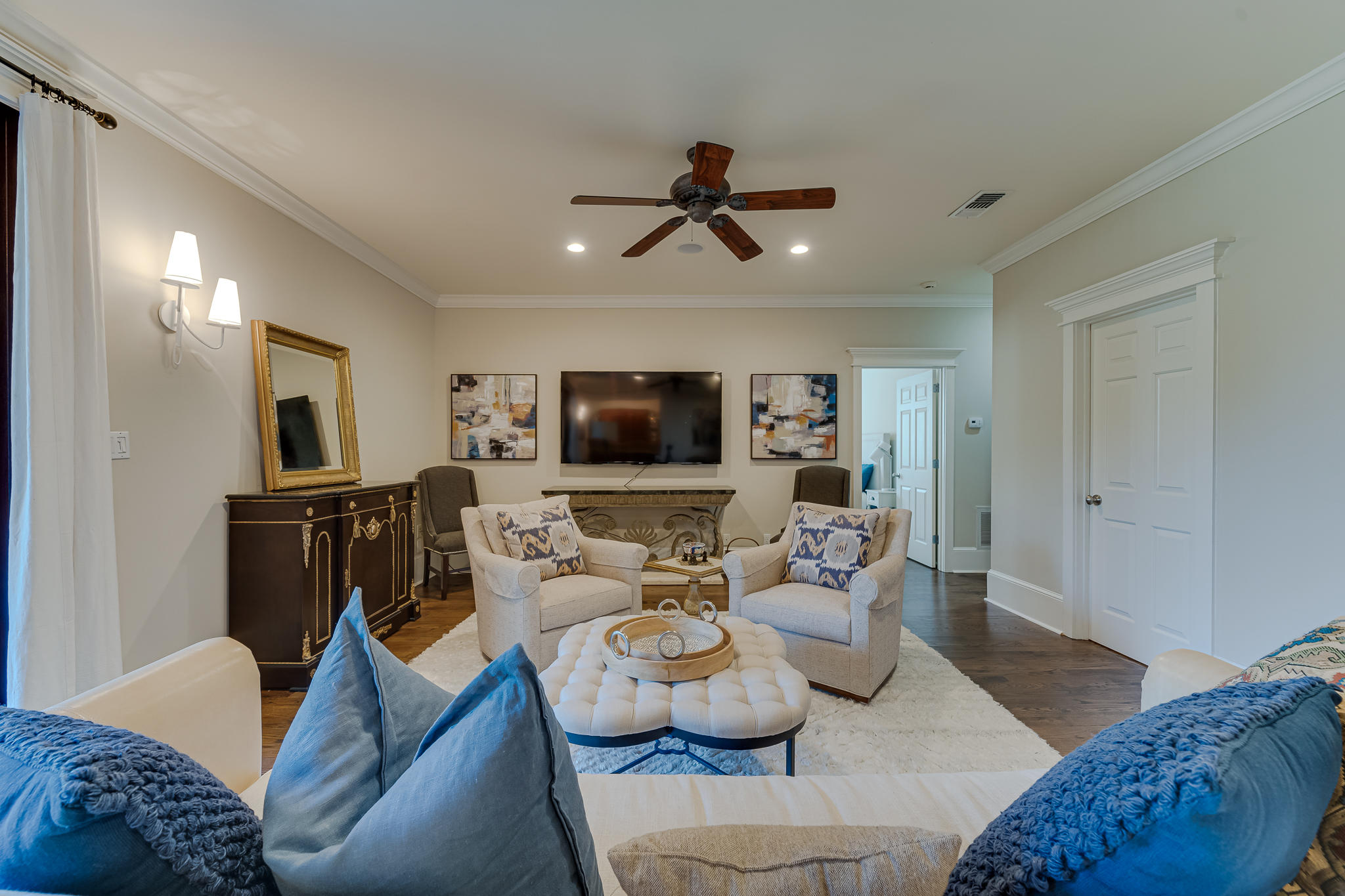 BURNT PINE - Residential