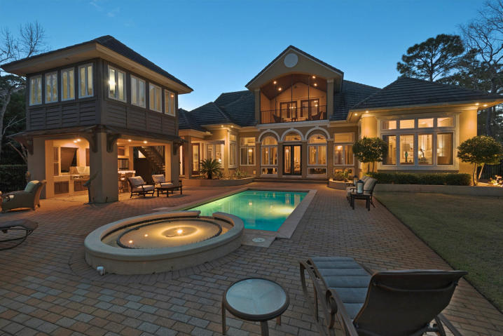 BURNT PINE - Residential