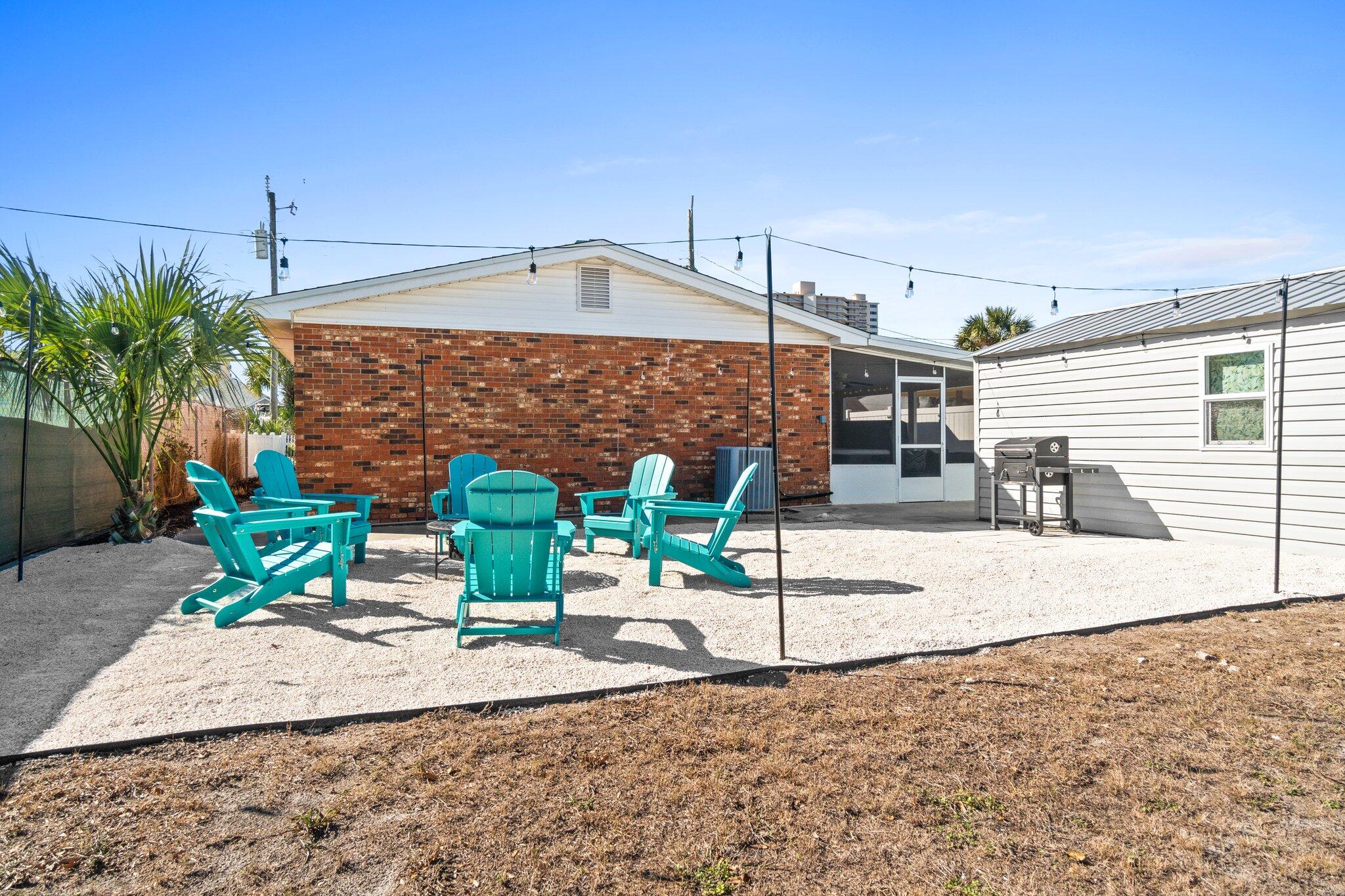 HOLIDAY BEACH - Residential