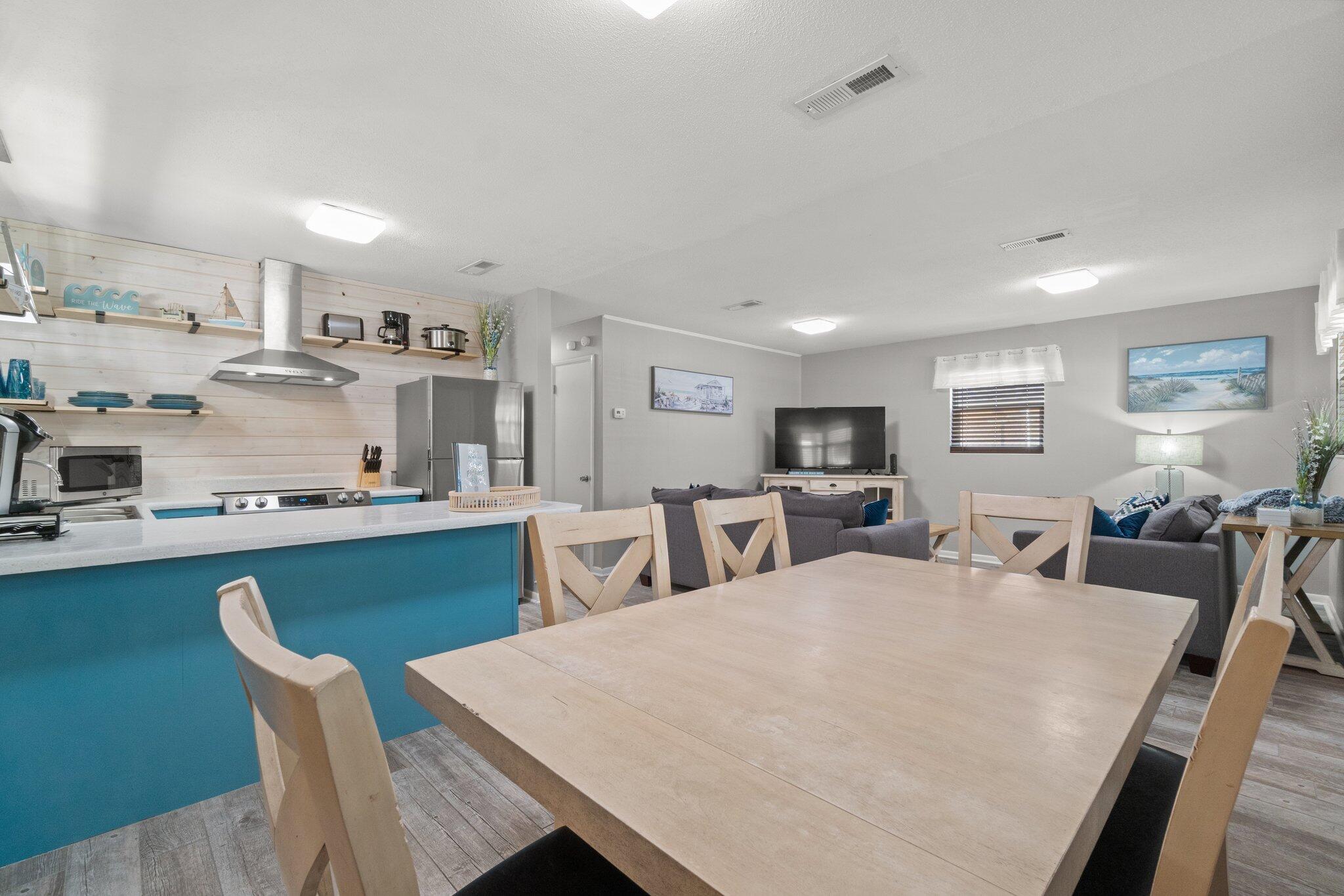 HOLIDAY BEACH - Residential