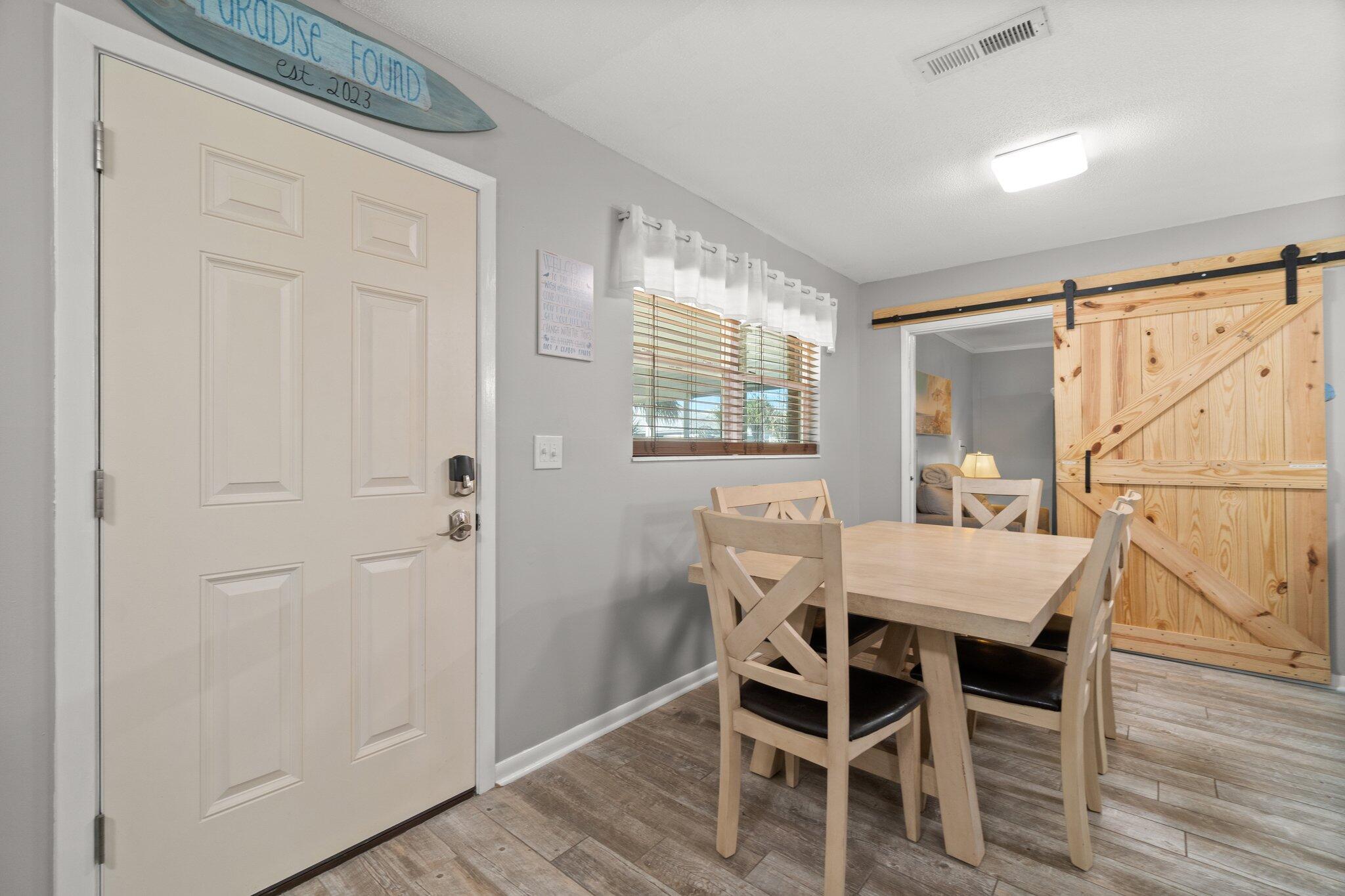 HOLIDAY BEACH - Residential