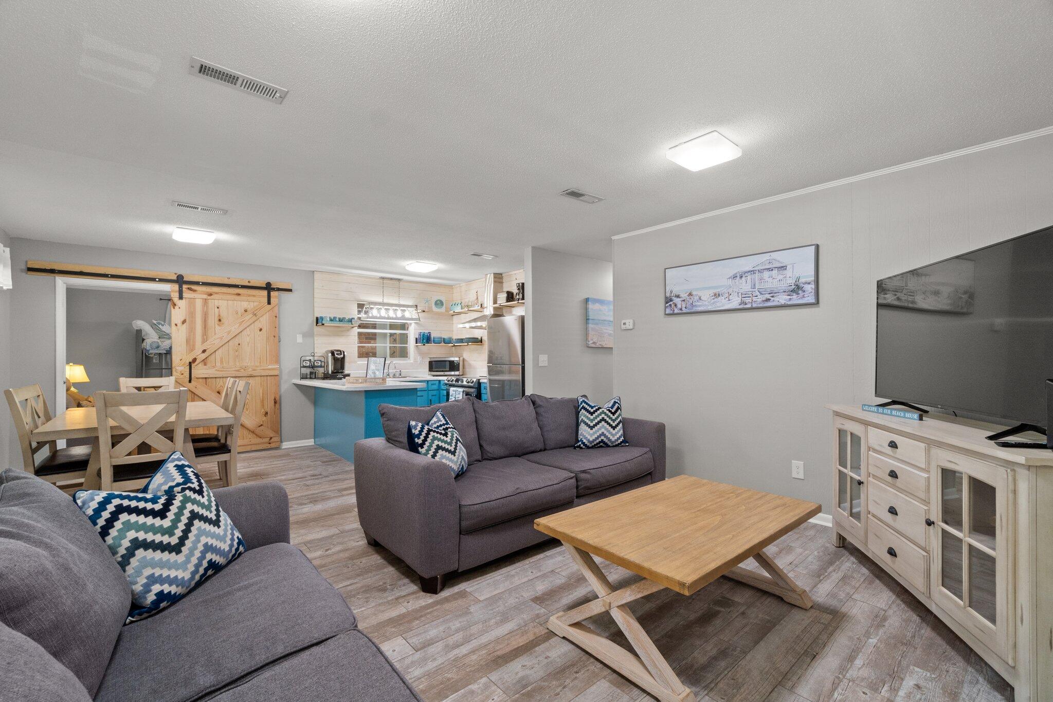 HOLIDAY BEACH - Residential