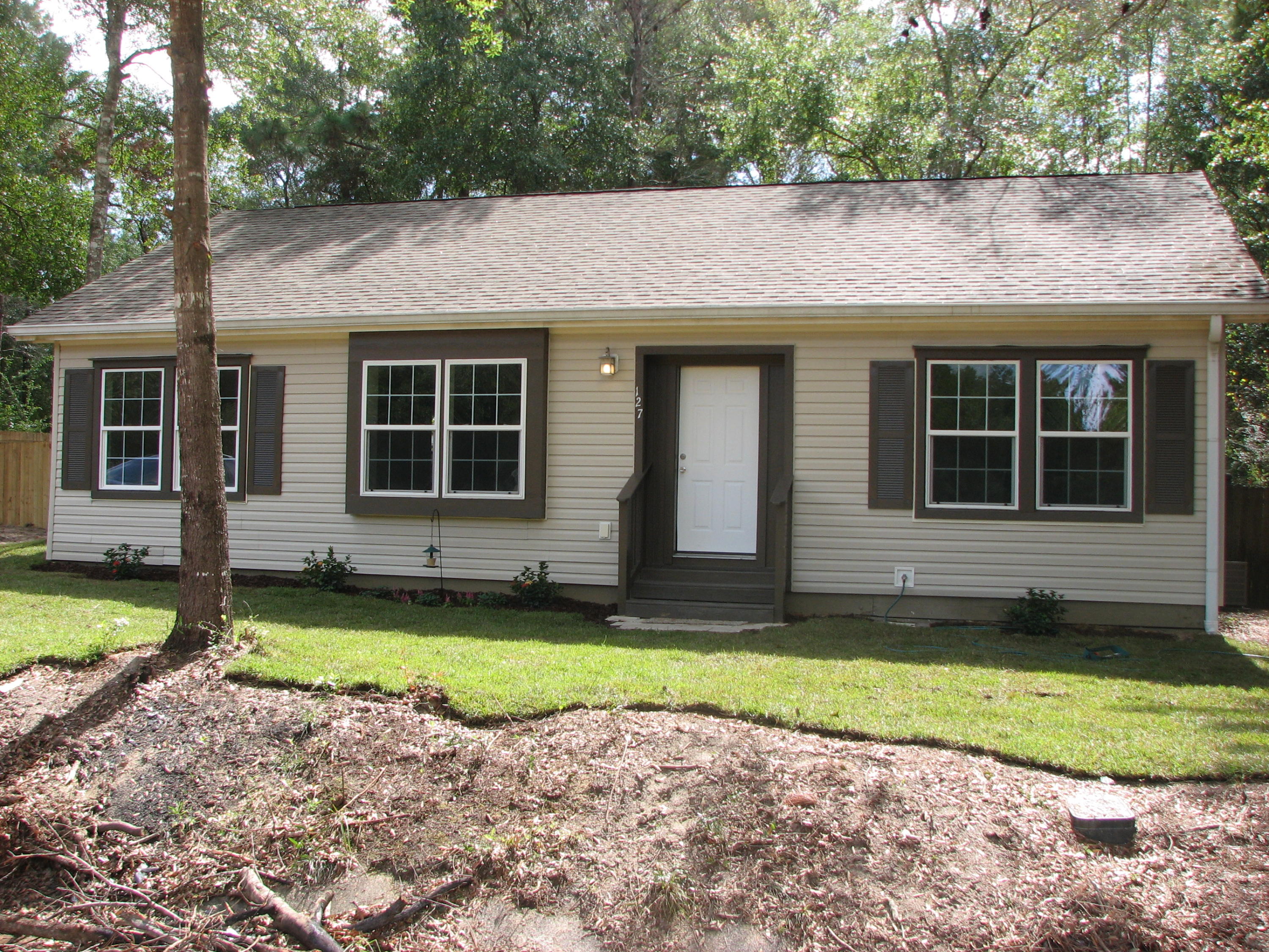 OAKWOOD HILLS UNIT 1 - Residential