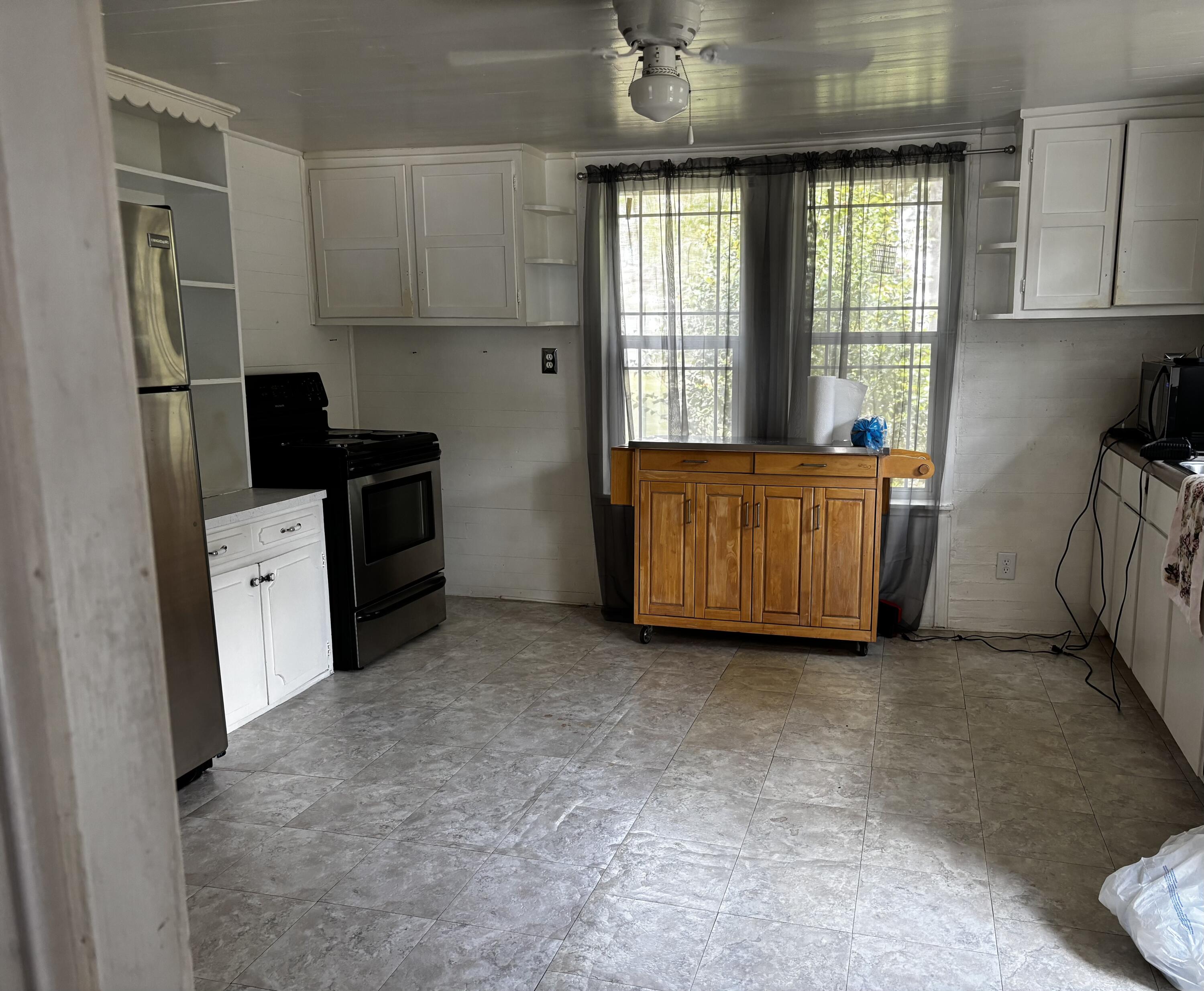 DEFUNIAK SPRINGS TOWN OF - Residential