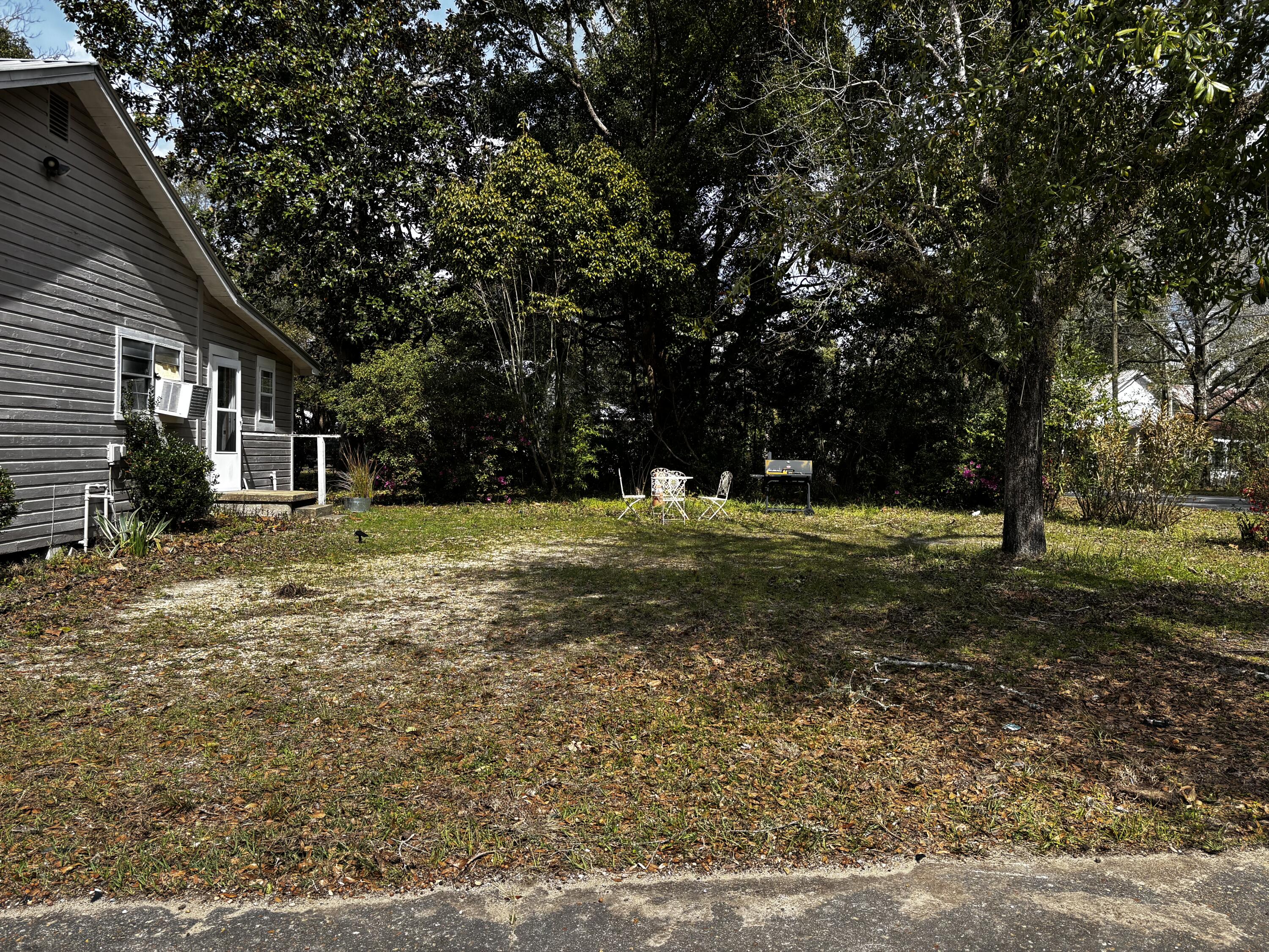 DEFUNIAK SPRINGS TOWN OF - Residential