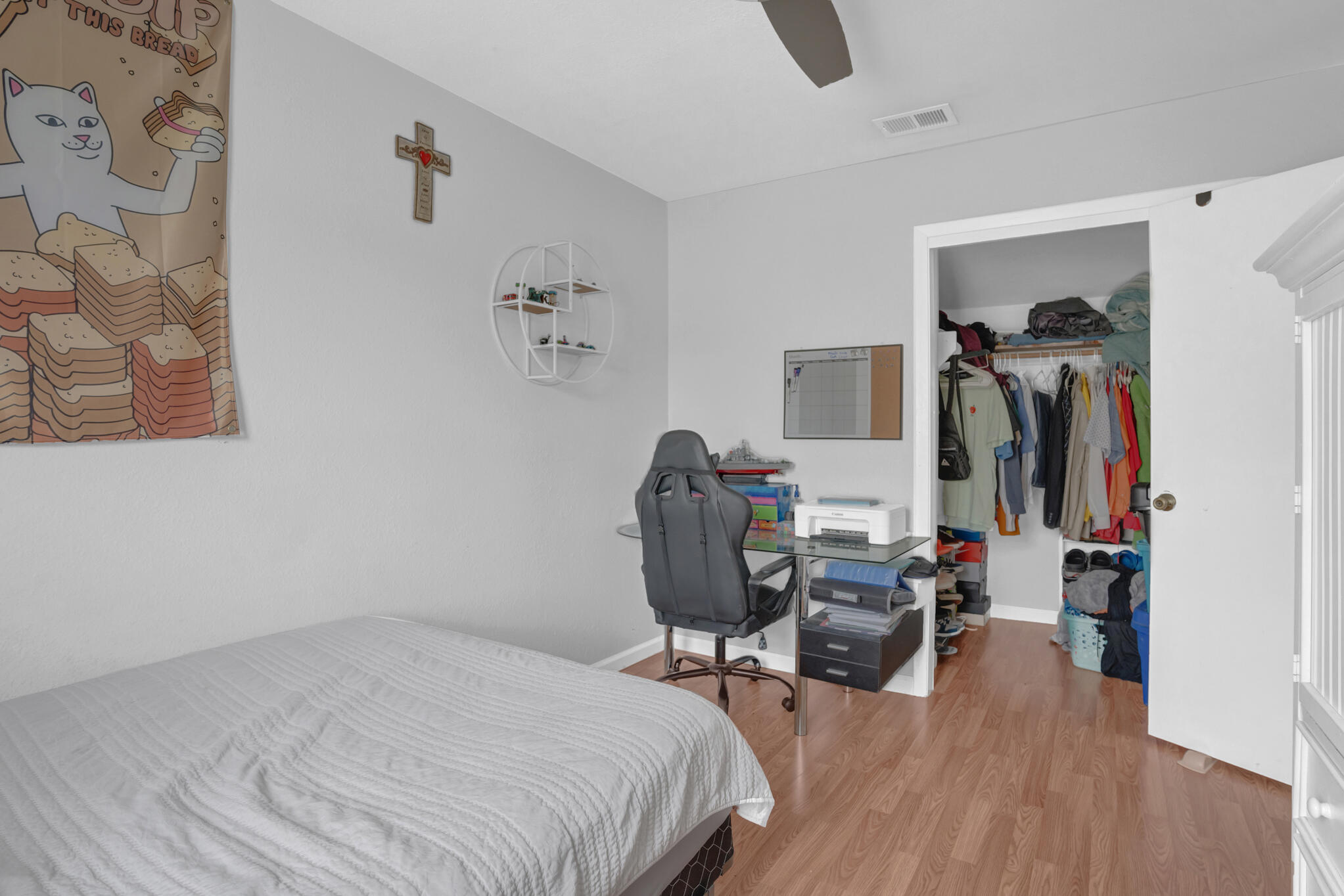 CANTERBURY WOODS - Residential