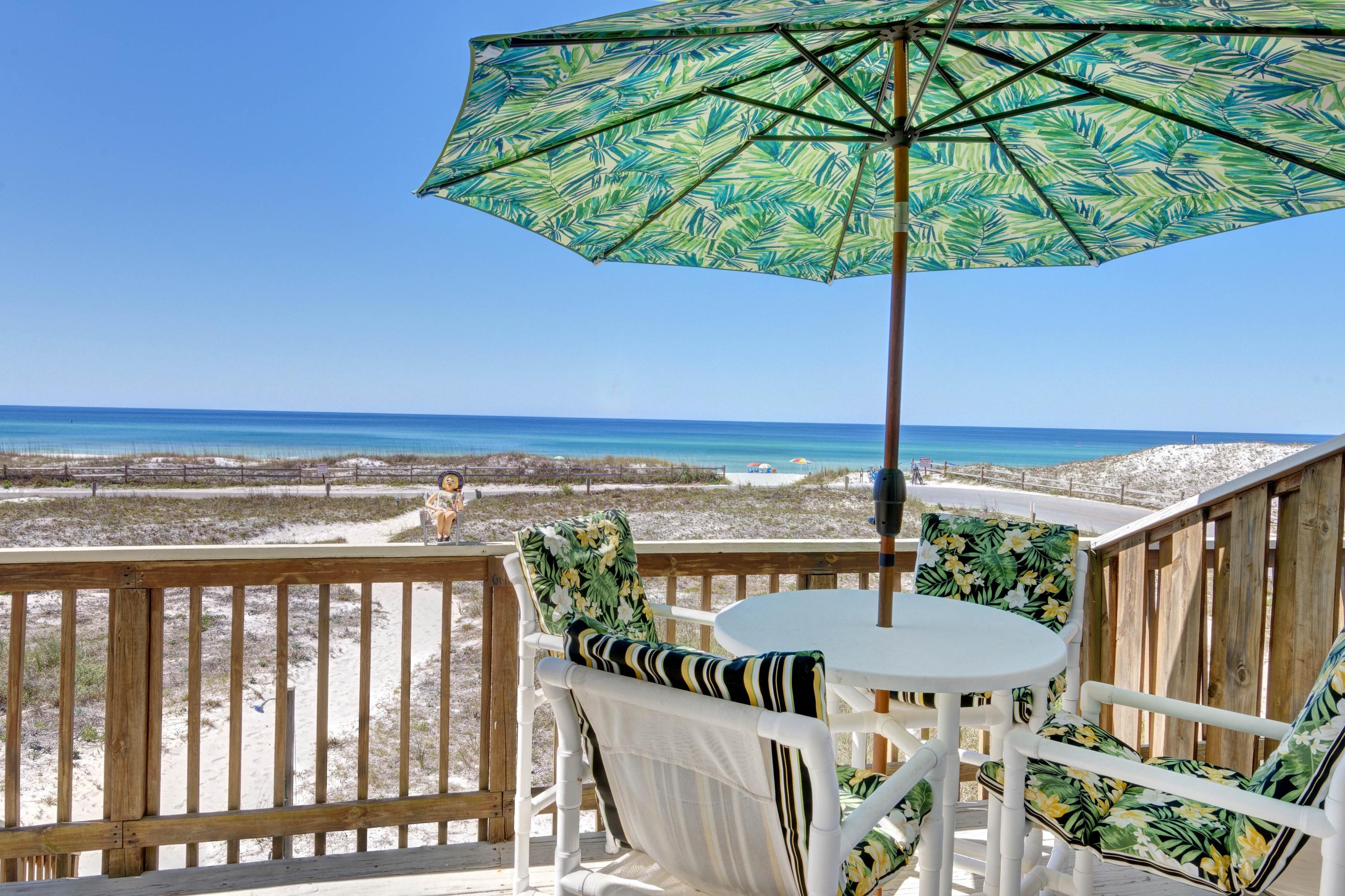 BEACHFRONT T/H - Residential