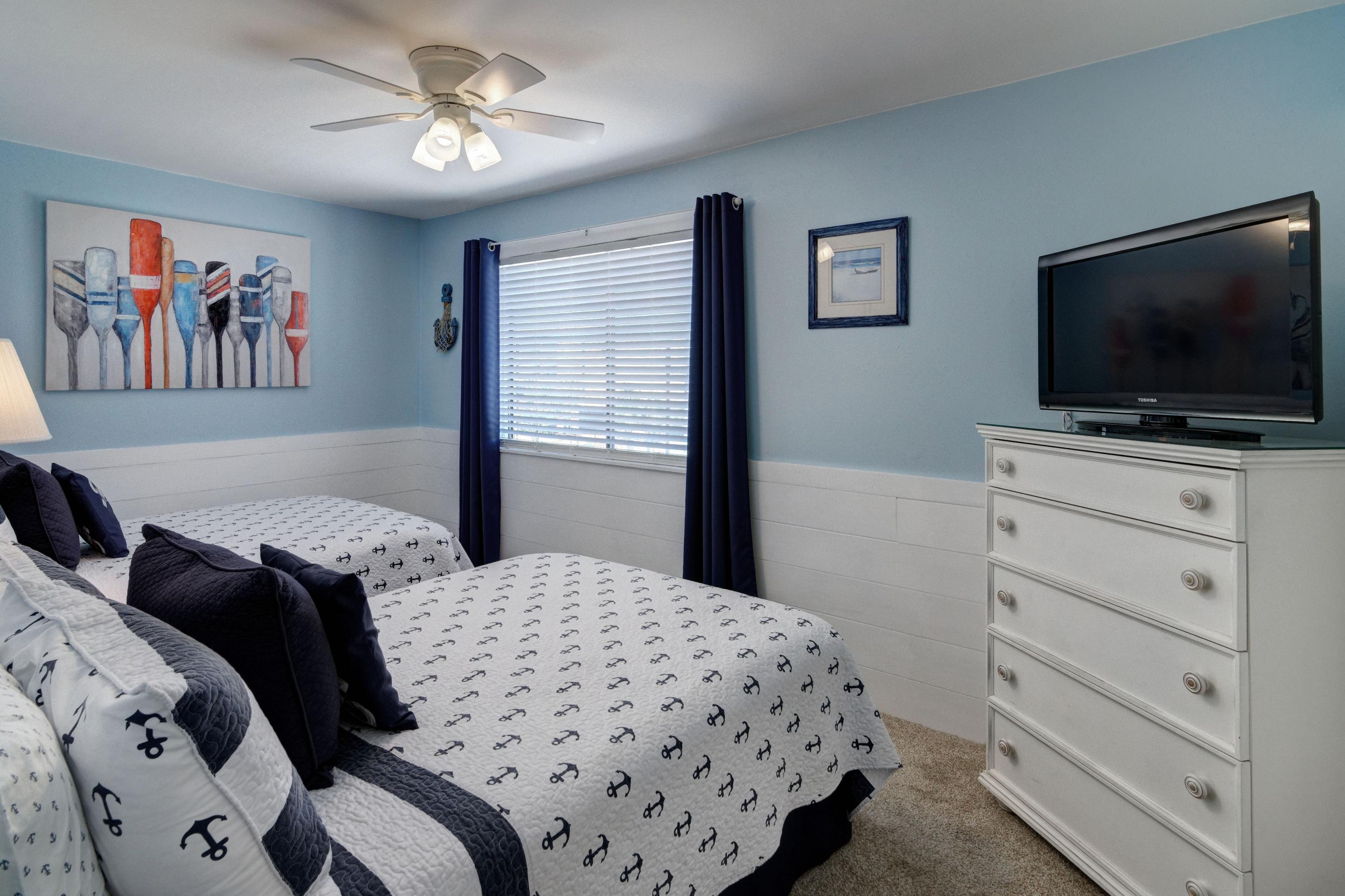 BEACHFRONT T/H - Residential