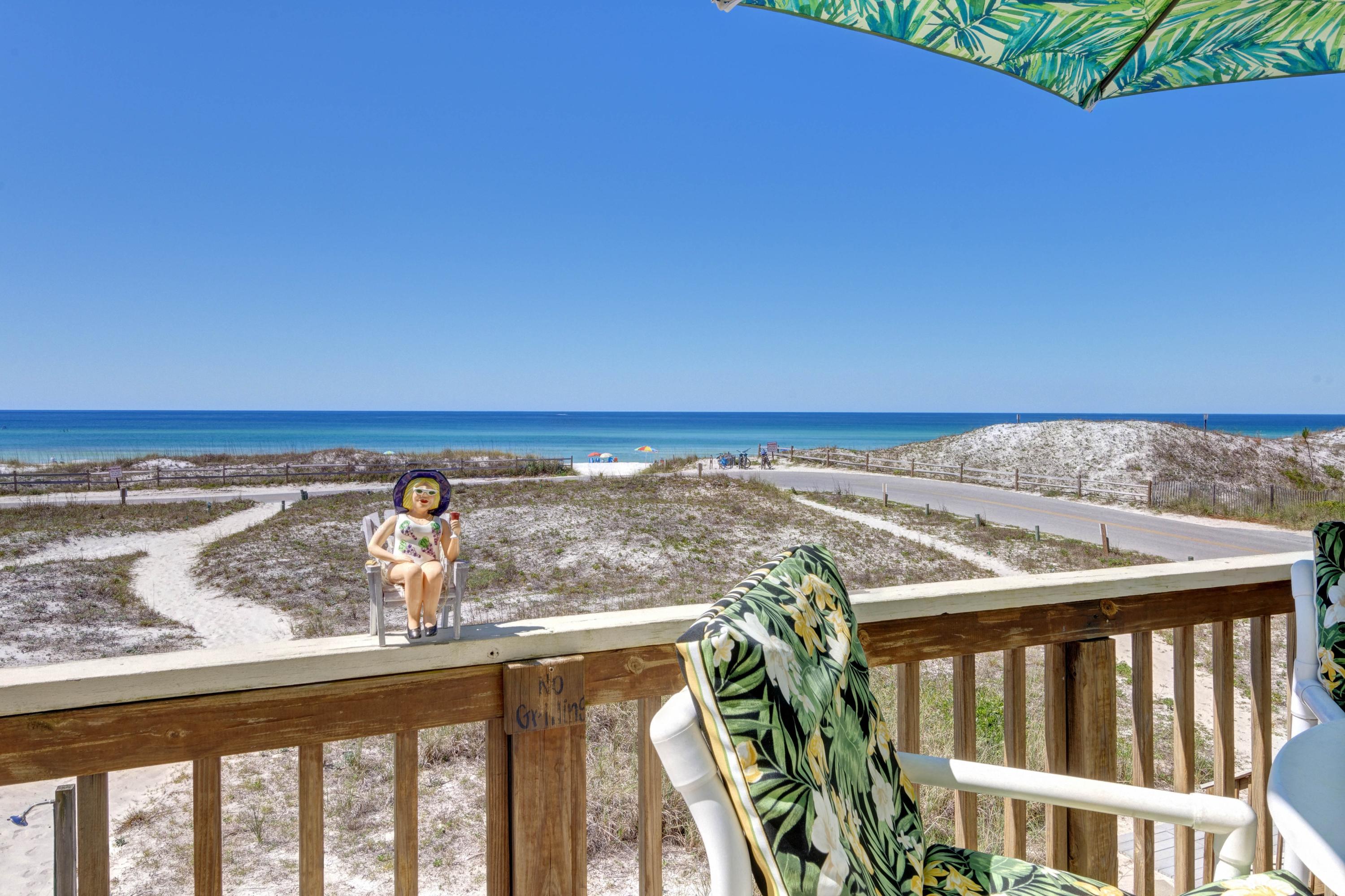 BEACHFRONT T/H - Residential