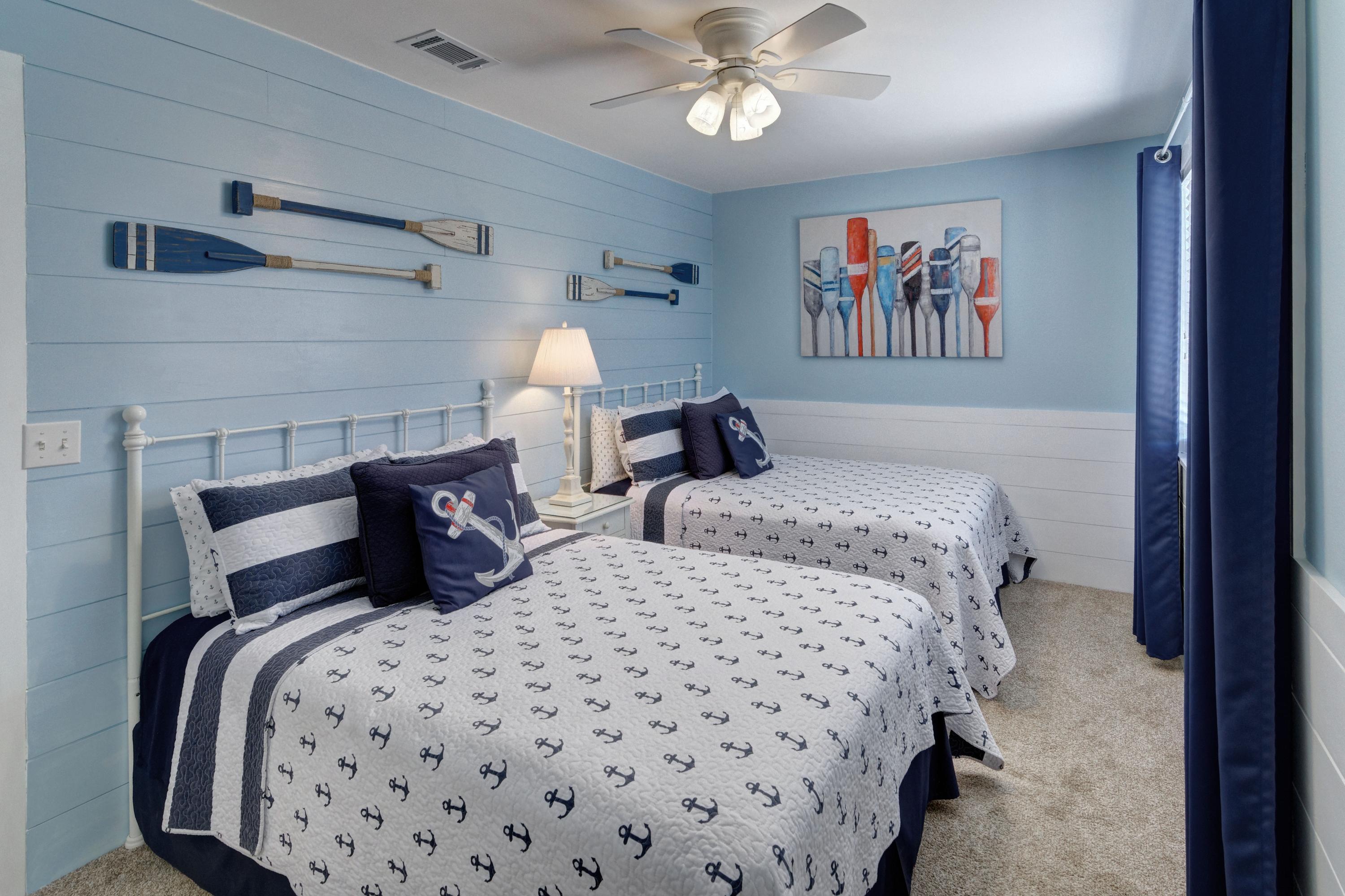 BEACHFRONT T/H - Residential