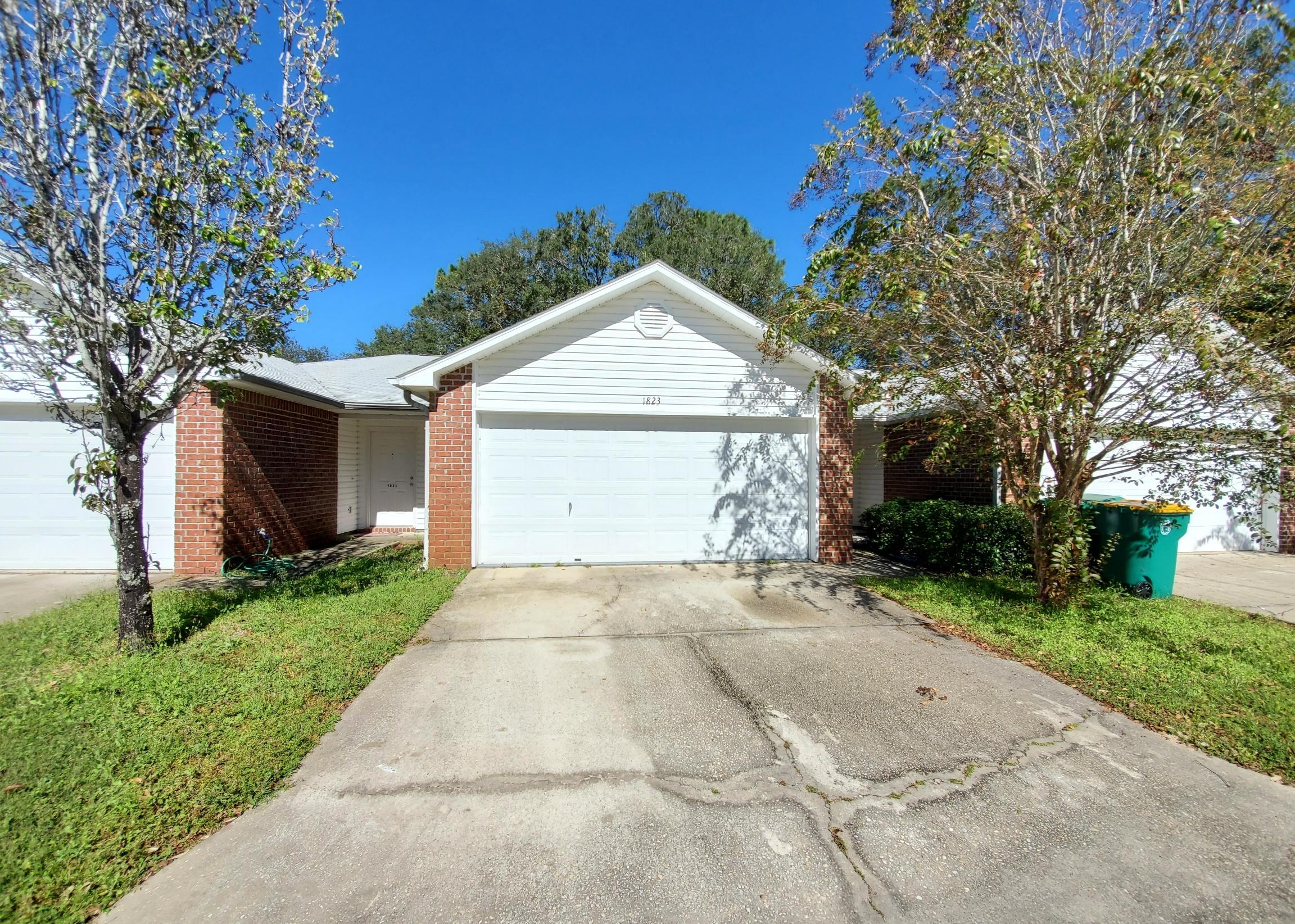 Adorable 2 bedroom 2 bath townhome for sale in a quiet neighborhood in Fort Walton. This cozy townhome features a spacious open living/dining combo, roomy kitchen with lots of cabinetry, plus 2 bedrooms and 2 full baths. Large vanity in master bathroom. Huge 2 car garage with laundry hook-ups. This low maintenance property would make the perfect starter home, retirement home, or rental! Vacant and easy to show.