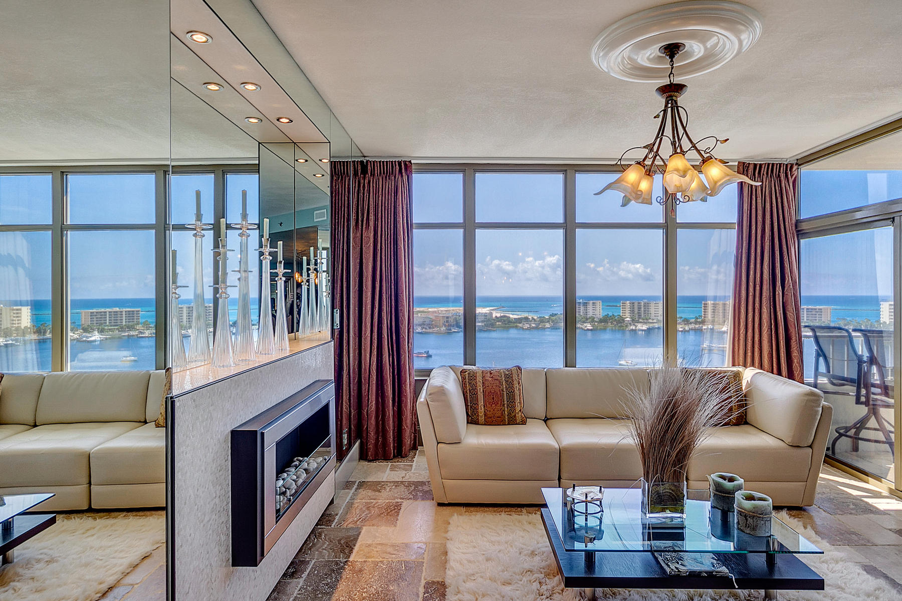 DESTIN YACHT CLUB - Residential