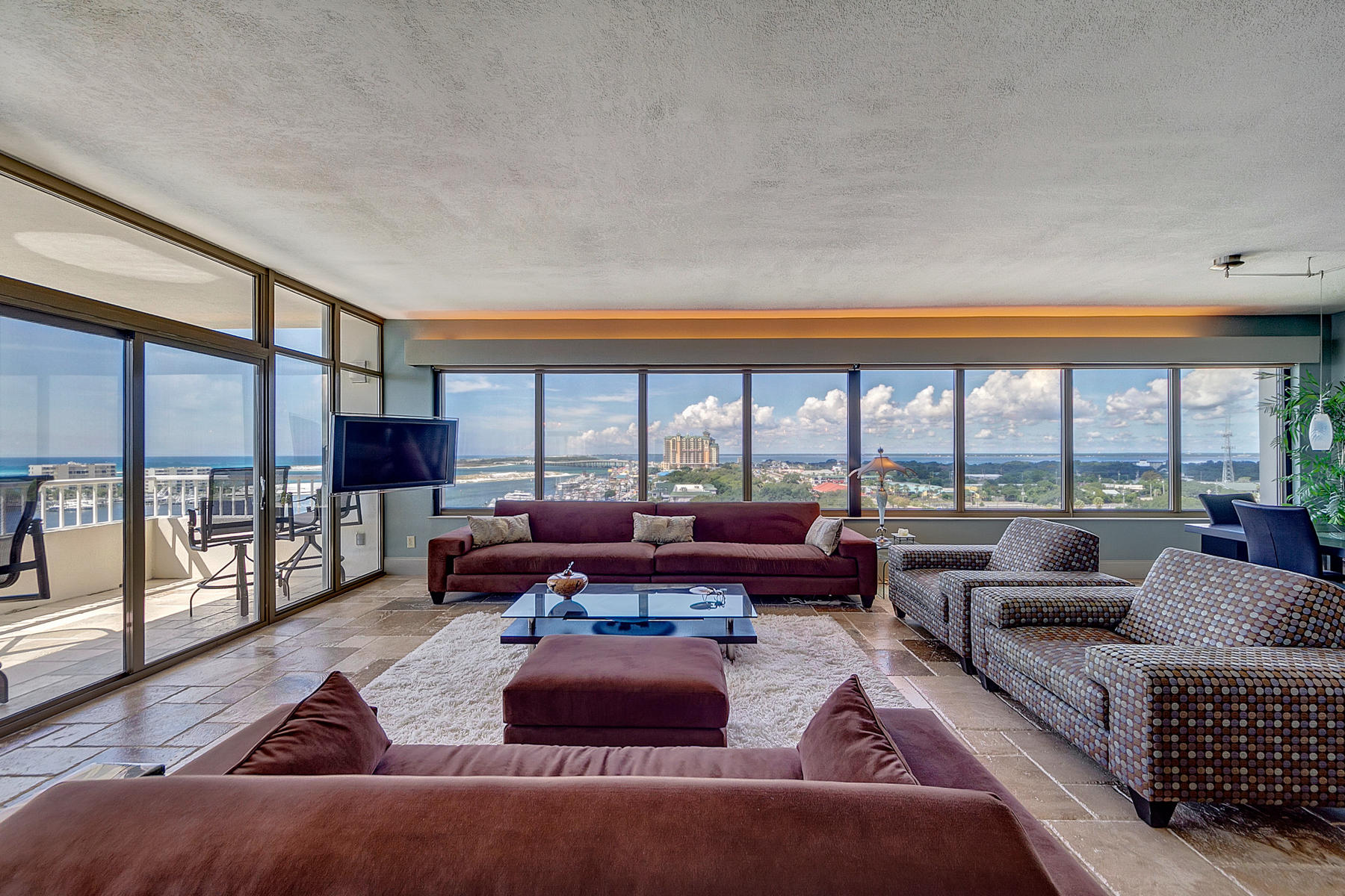 DESTIN YACHT CLUB - Residential