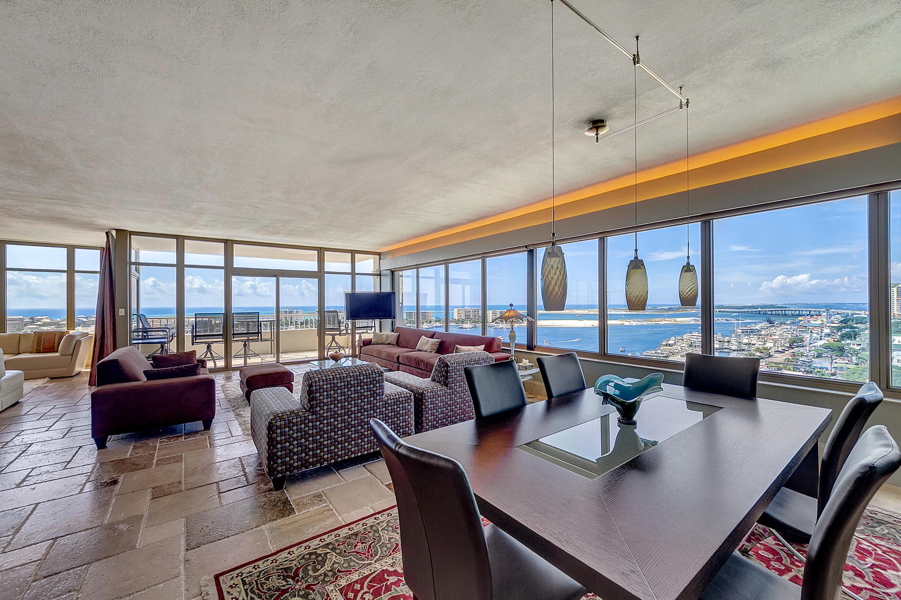 DESTIN YACHT CLUB - Residential