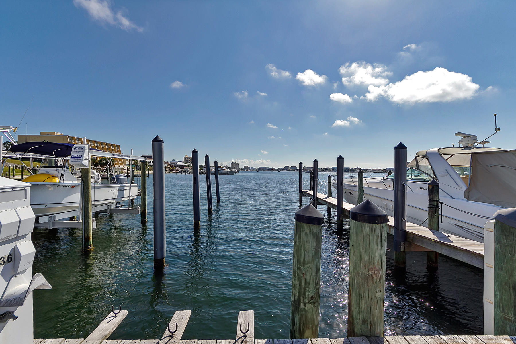 DESTIN YACHT CLUB - Residential