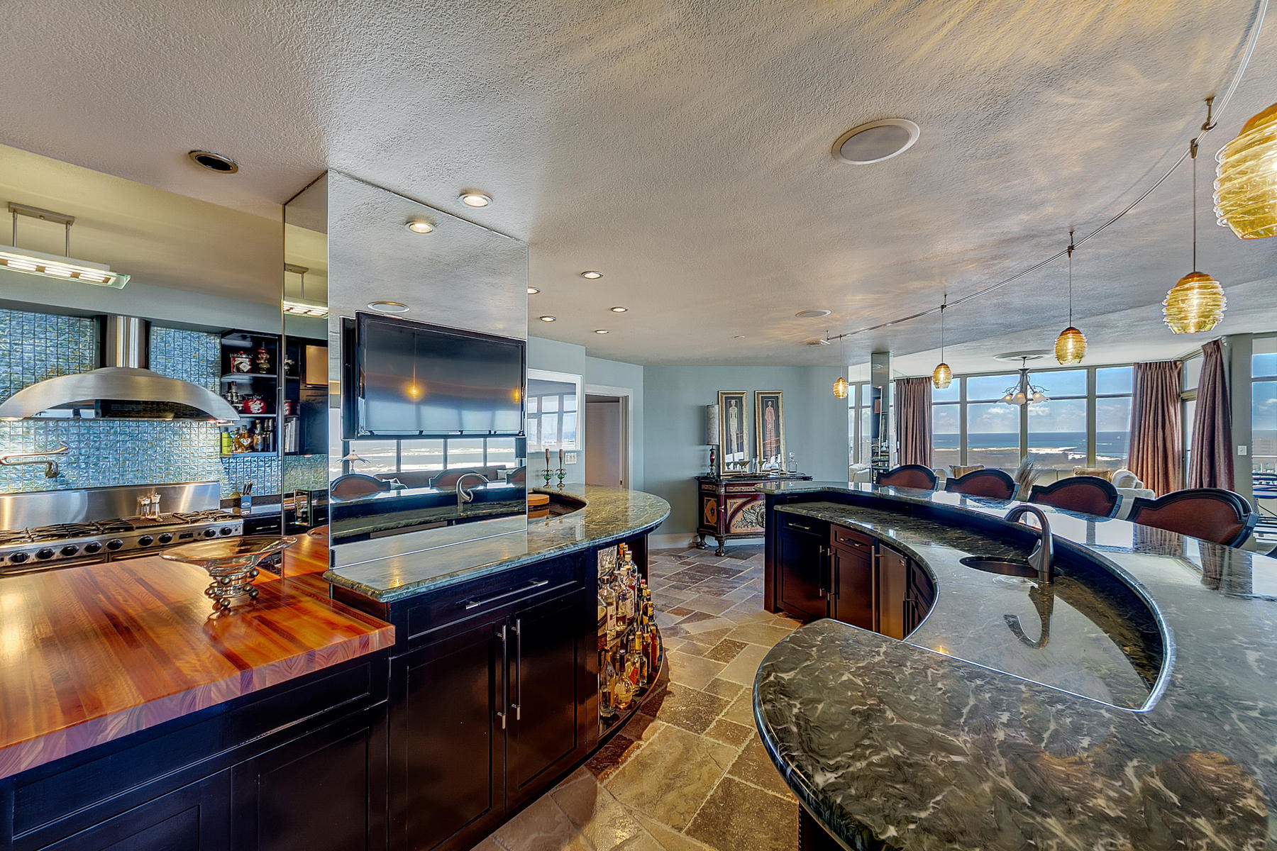DESTIN YACHT CLUB - Residential