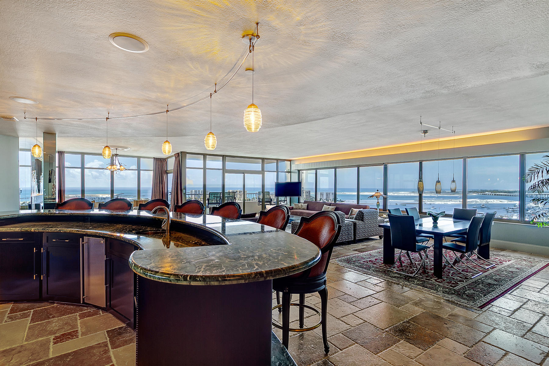 DESTIN YACHT CLUB - Residential